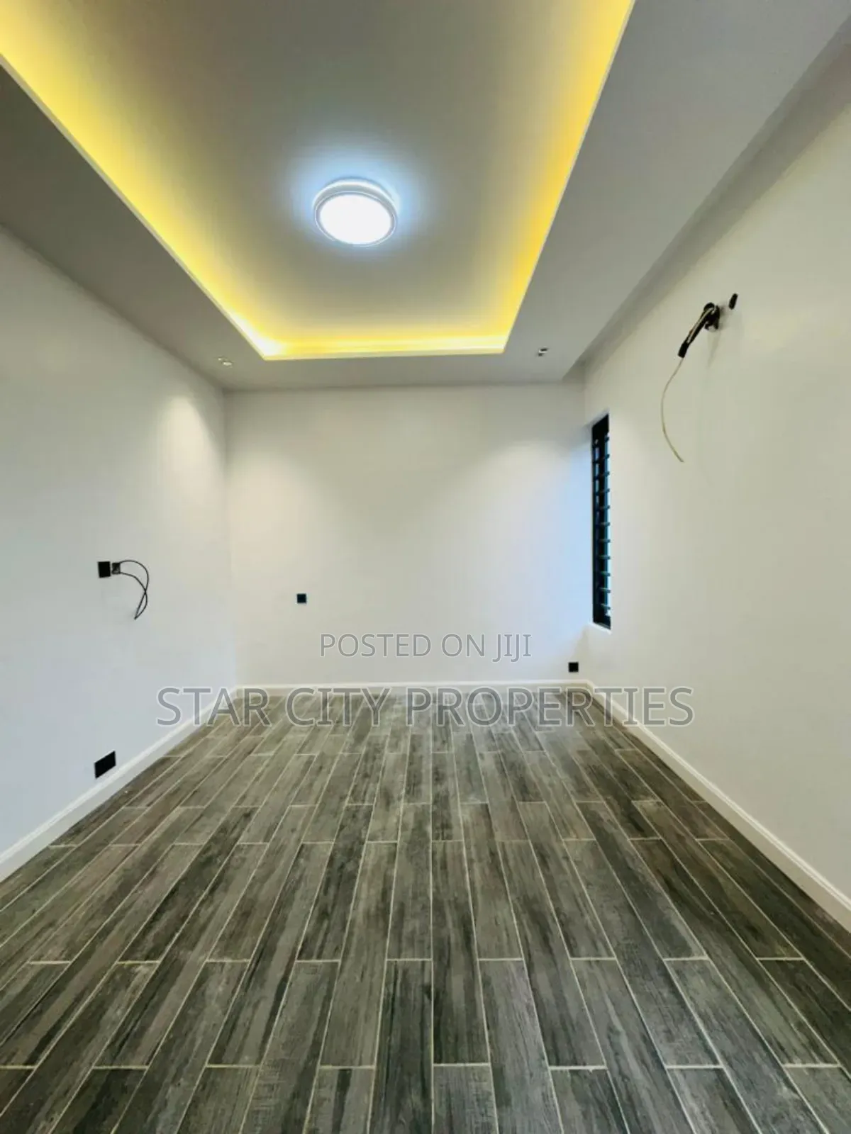 5bdrm Duplex in Adeniyi Jones for sale