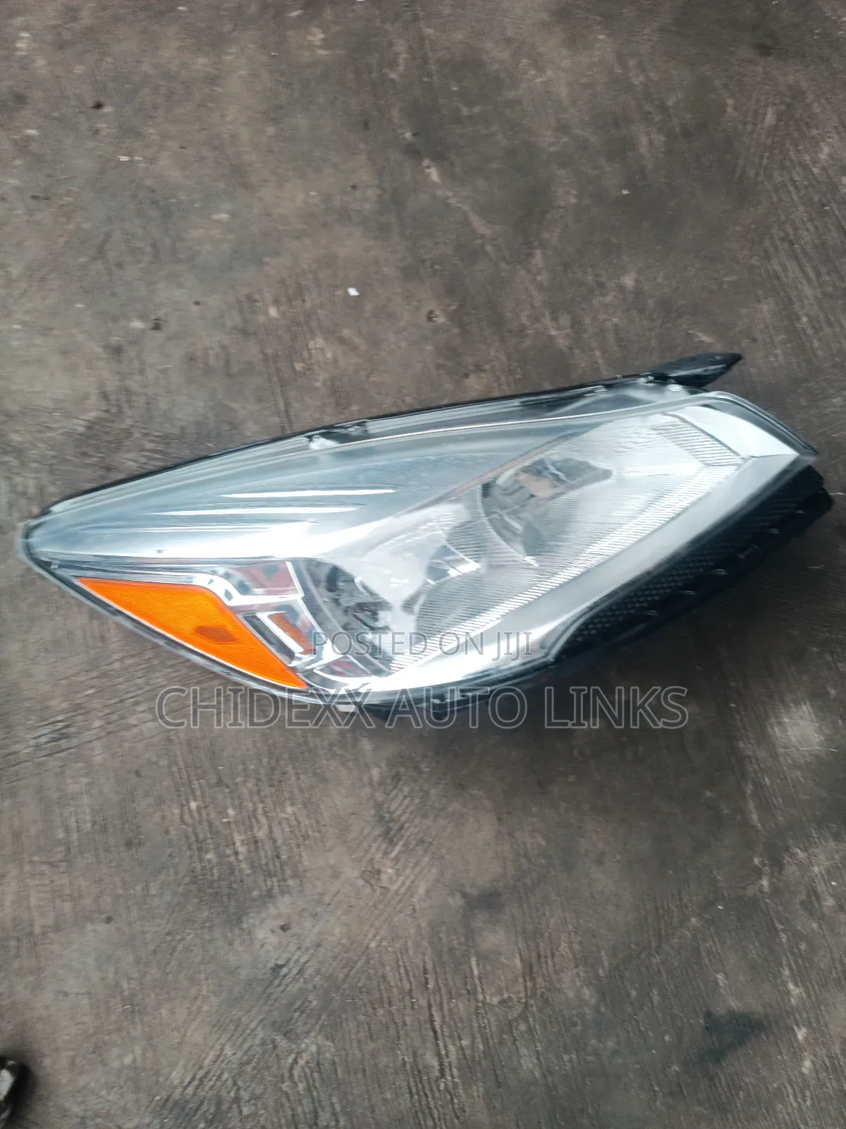 Head Light Land Ford Escape 2013