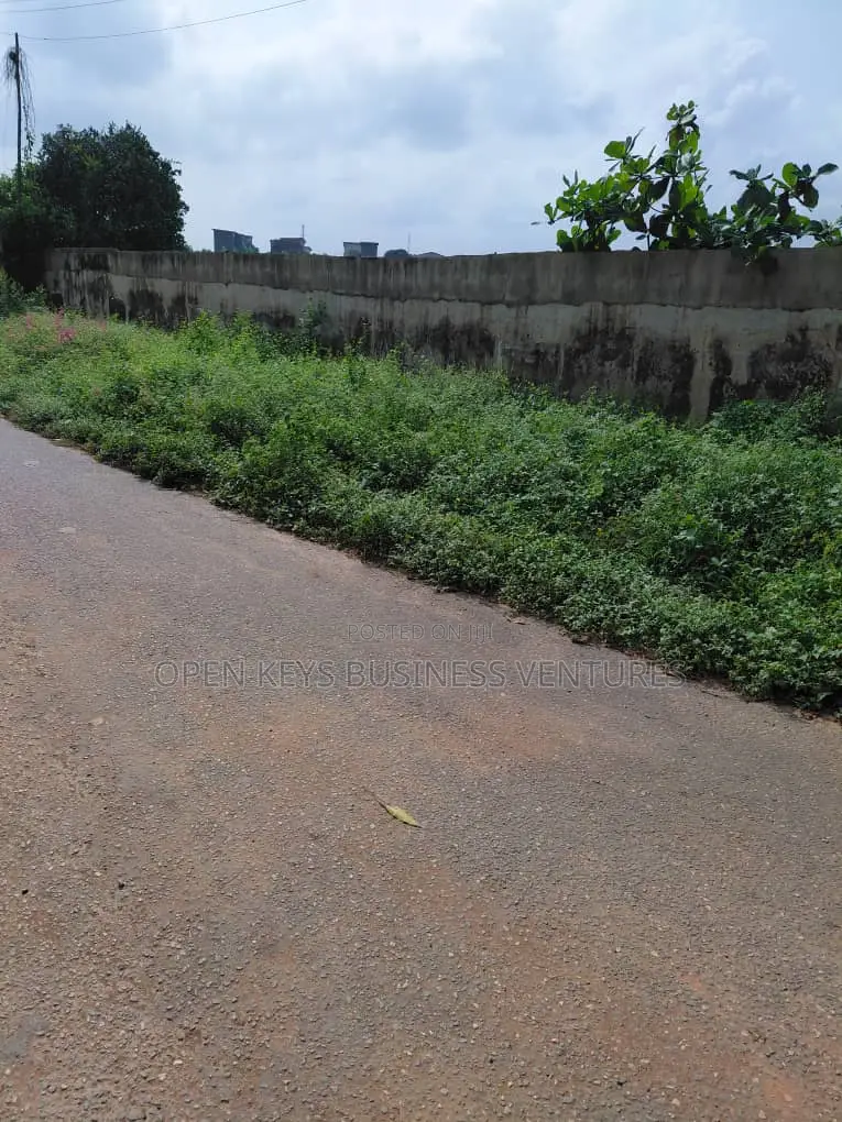 A Landed Property in Jericho With a Good Document