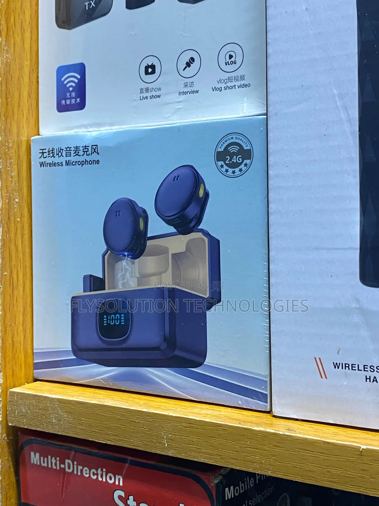 Q8 Wireless Microphone With Active Noice Cancellation