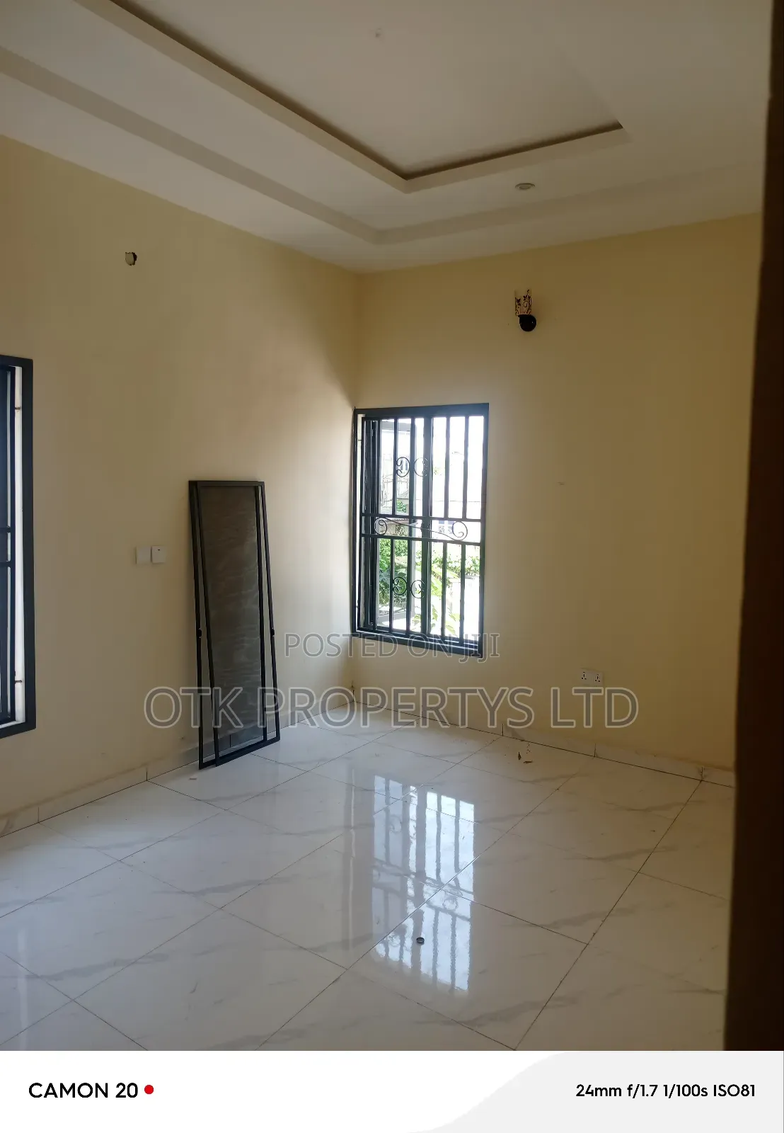 2bdrm Block of Flats in Peace Layout for rent