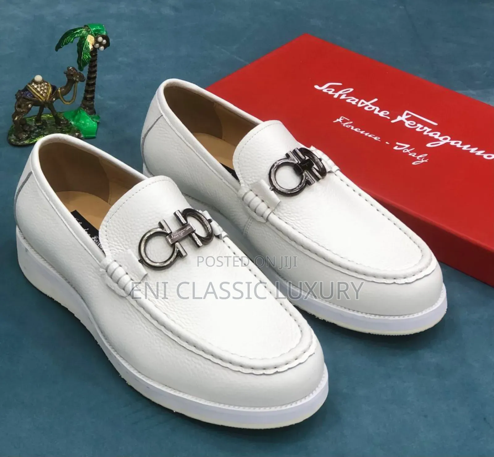 Pure Quality Luxury Men's Flats Shoes Ferragamo Well Banded Package