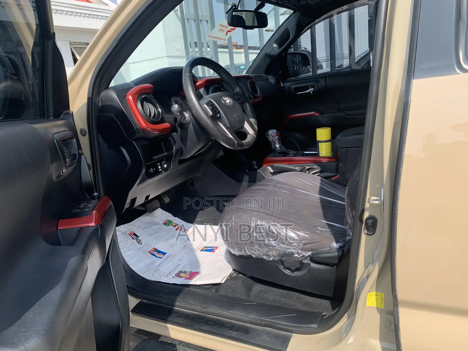 Toyota Tacoma 2017 Gold