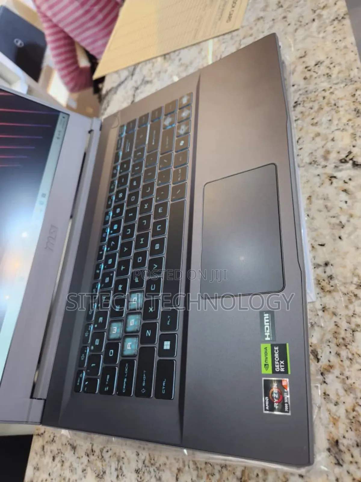 Laptop MSI CR500 16GB AMD Ryzen 5 SSD 512GB