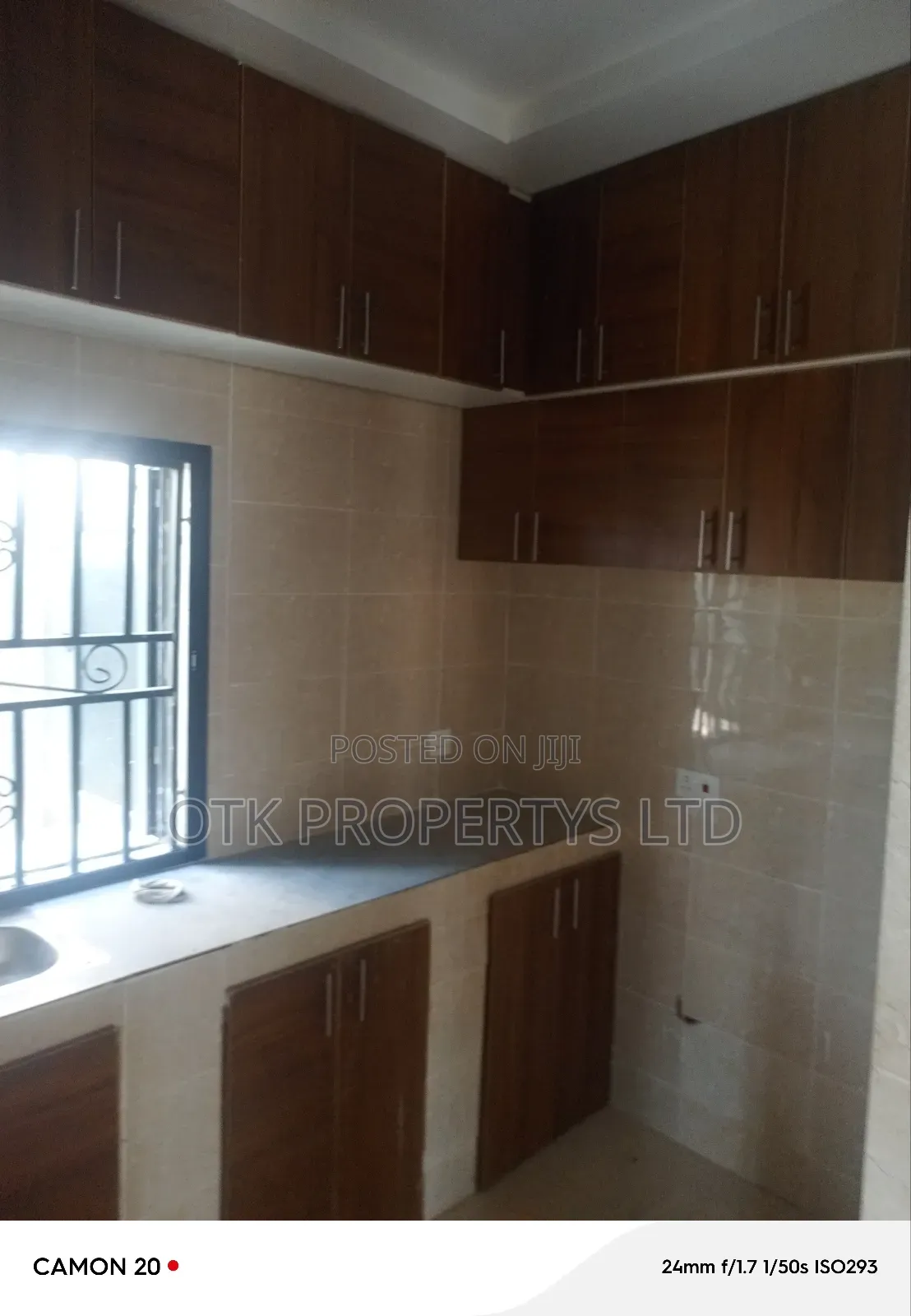 1bdrm Block of Flats in Peace Layout for rent