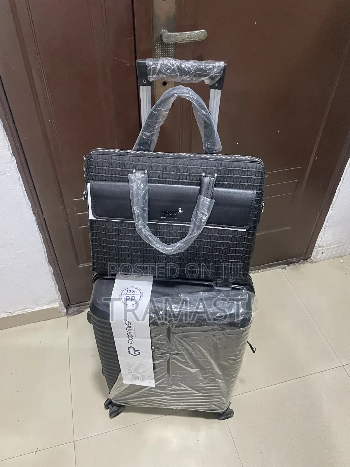 Stylish Laptop Bag With 20-inch Luggage