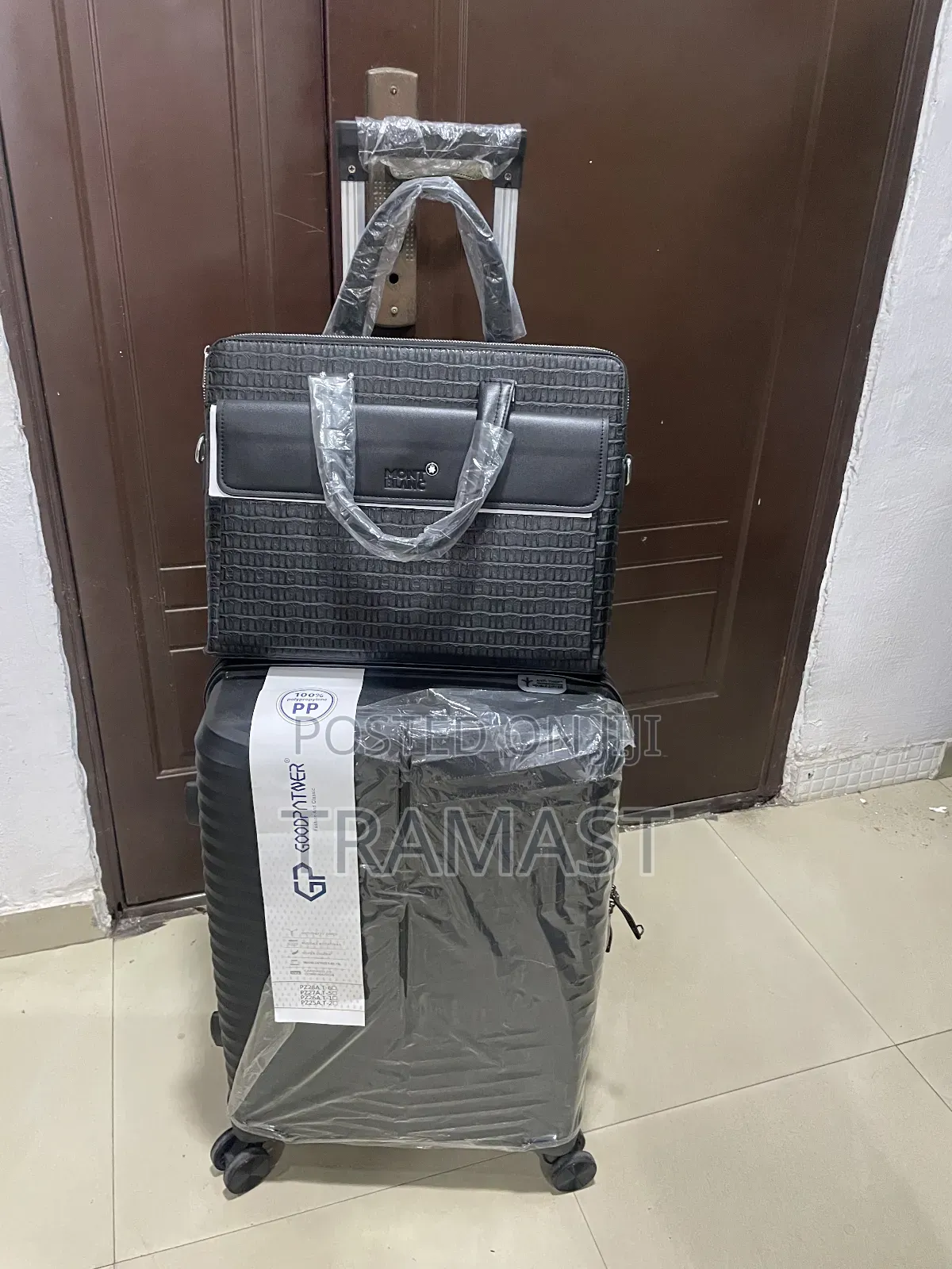 Stylish Laptop Bag With 20-inch Luggage