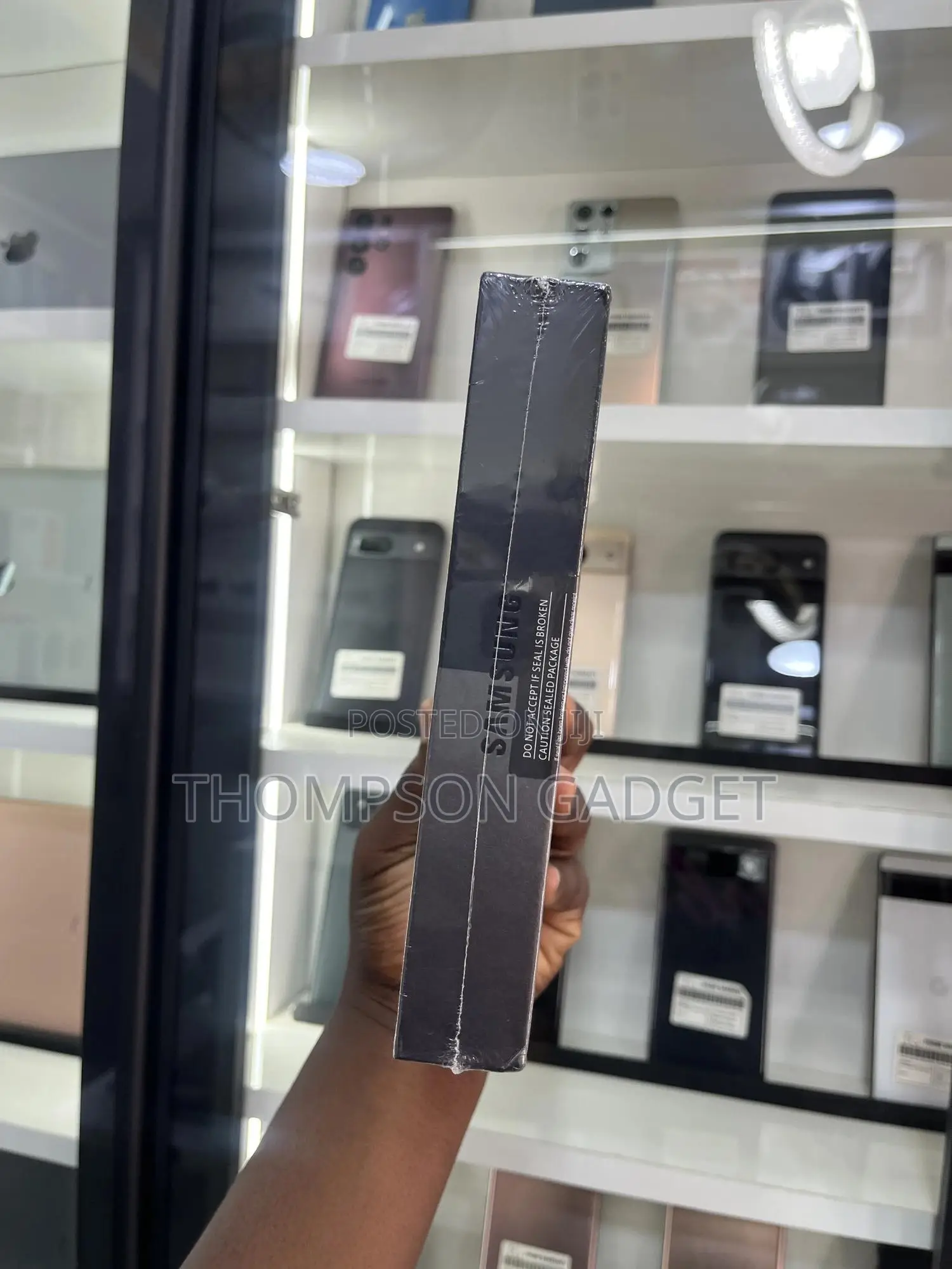 New Samsung Galaxy Z Fold4 256 GB Black