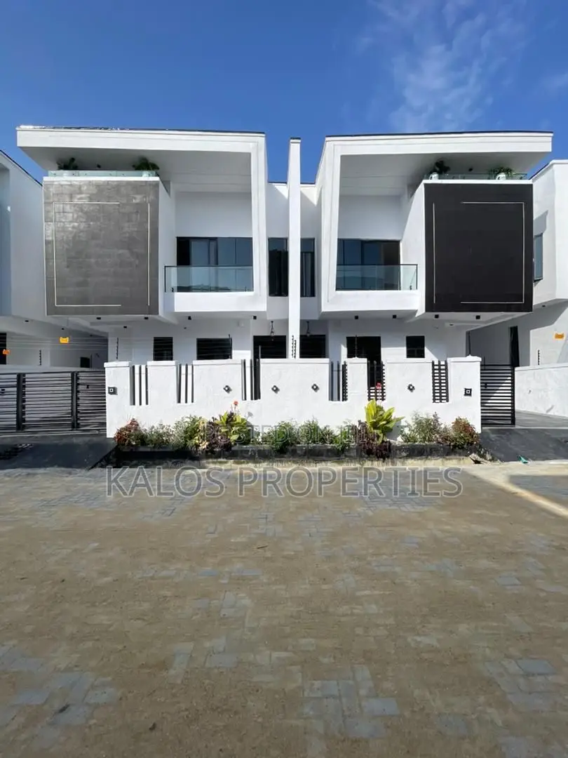 4bdrm Duplex in Ajah Lekki Lagos for sale