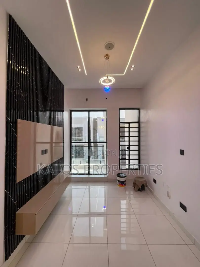 4bdrm Duplex in Ajah Lekki Lagos for sale