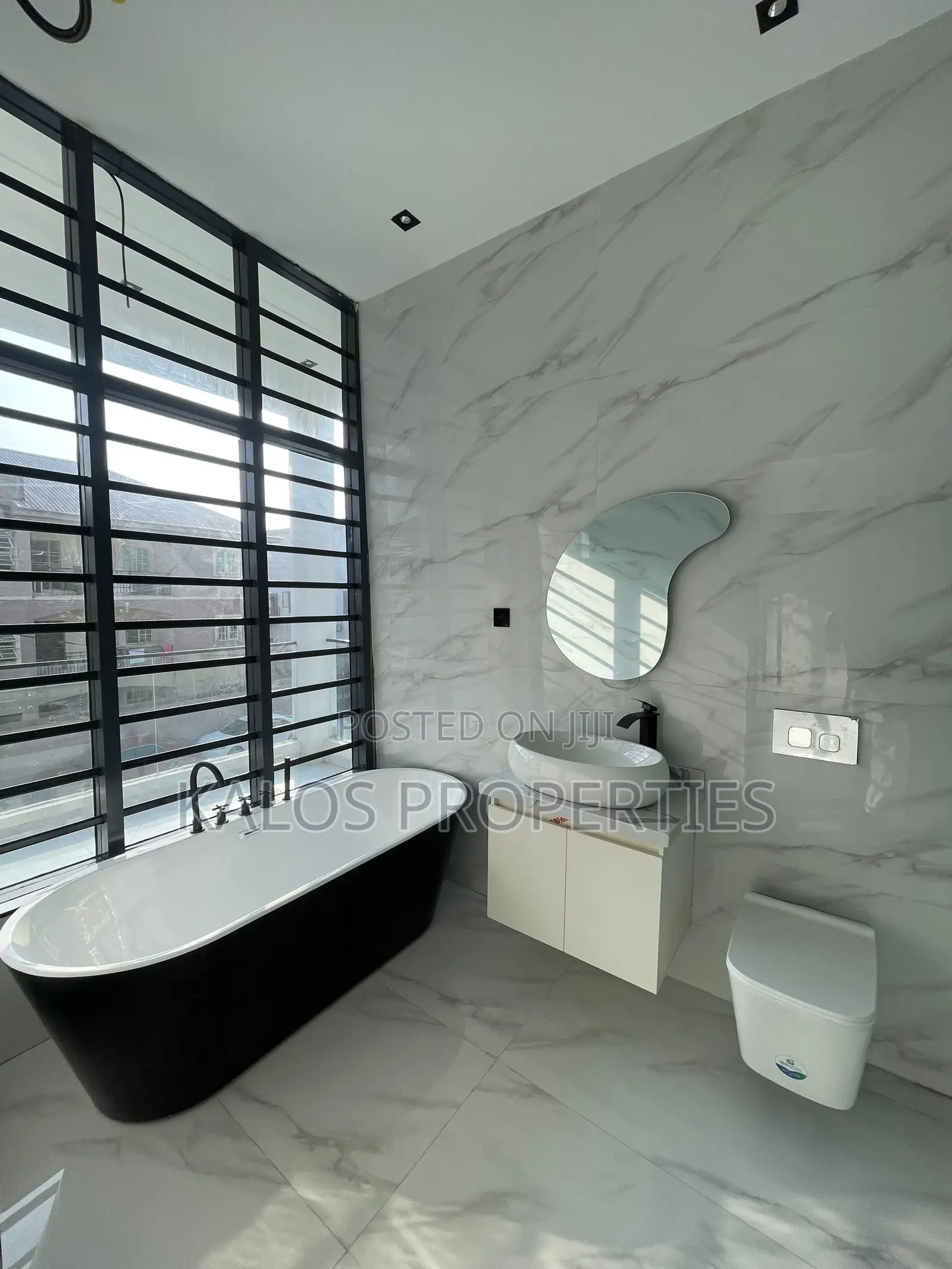 4bdrm Duplex in Ajah Lekki Lagos for sale