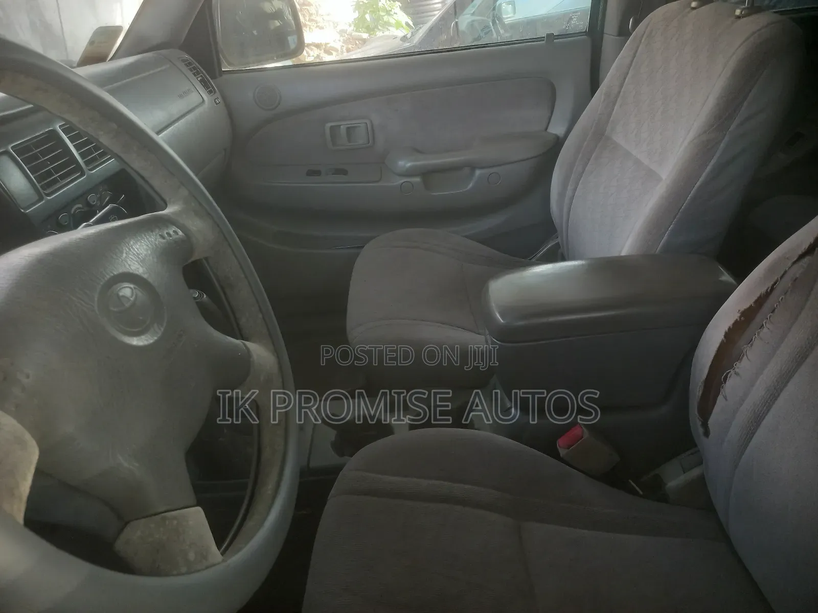 Toyota Tacoma 2000 Silver