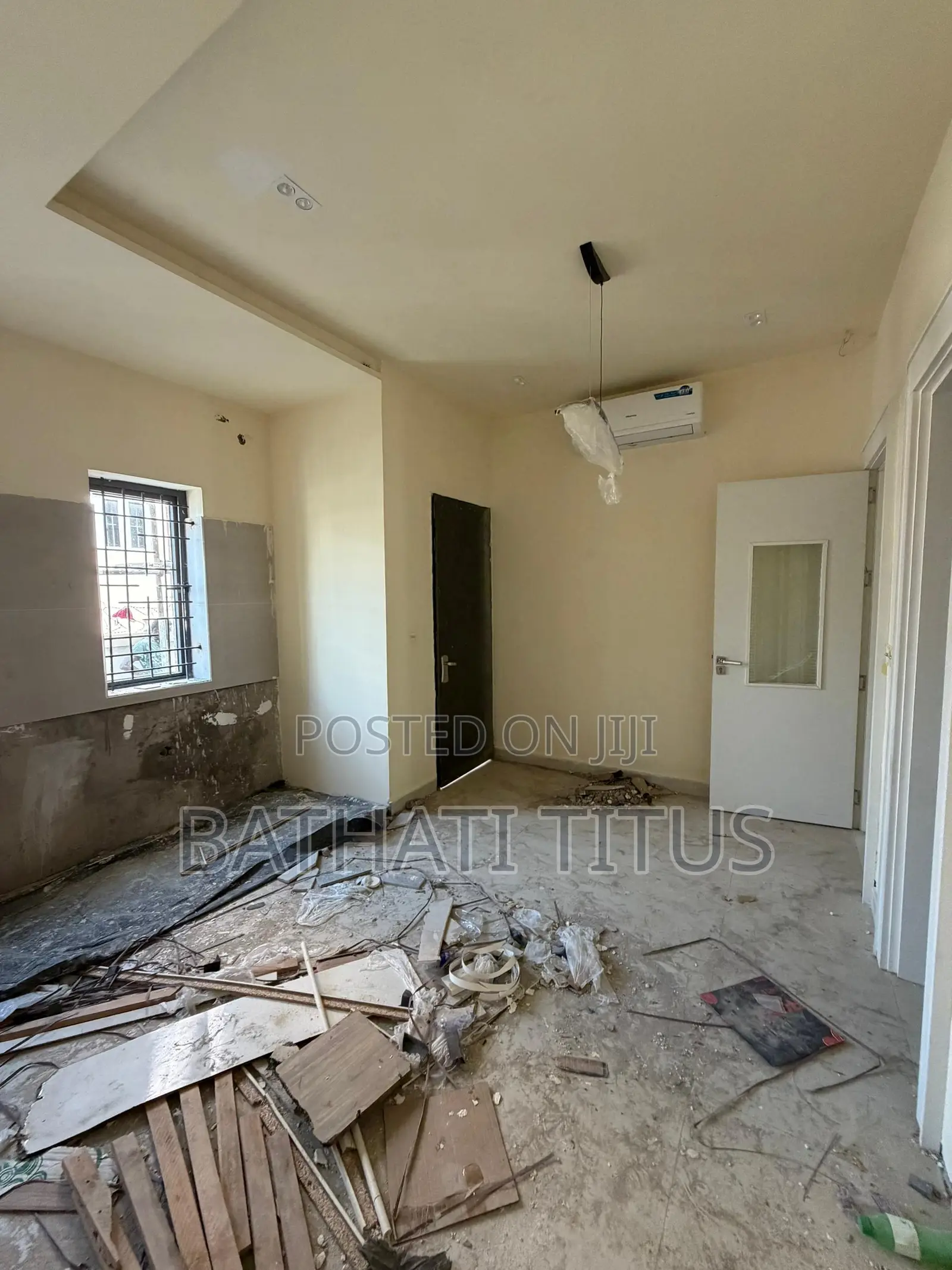 4bdrm Duplex in Life Camp for sale