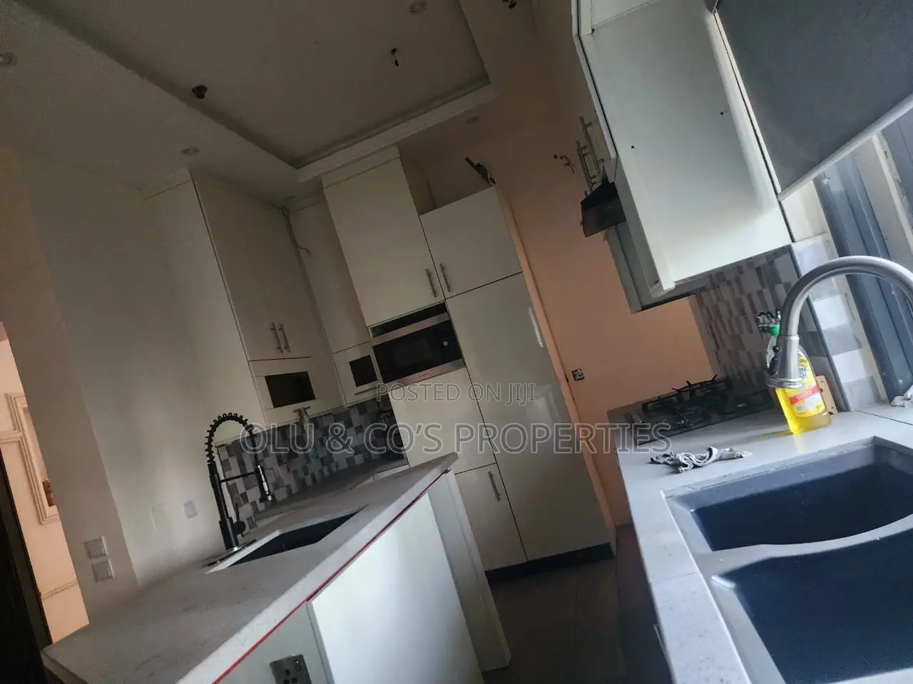 4bdrm Duplex in Gold City Estate, Lugbe District for rent