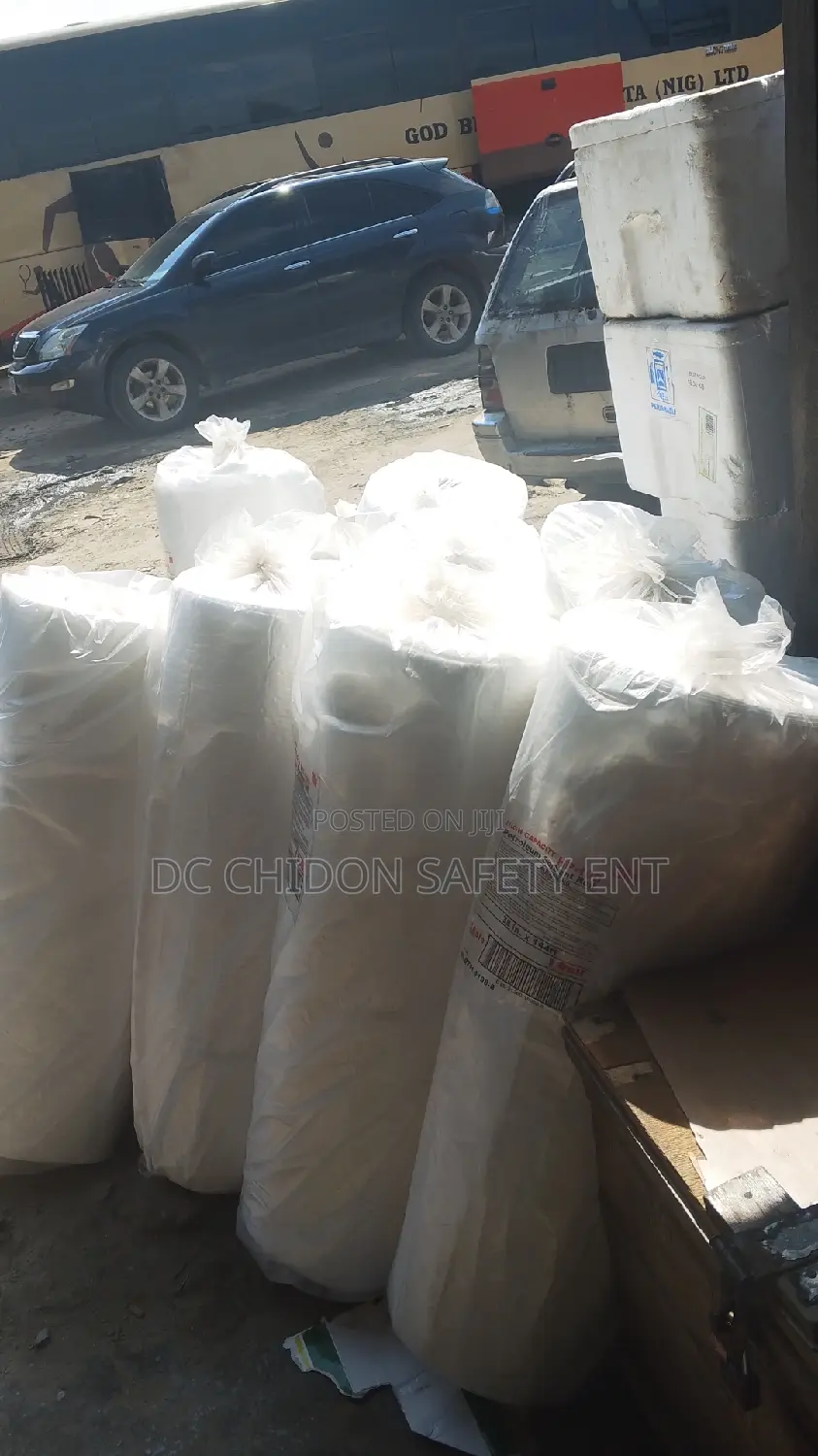Oil Absorbent Roll