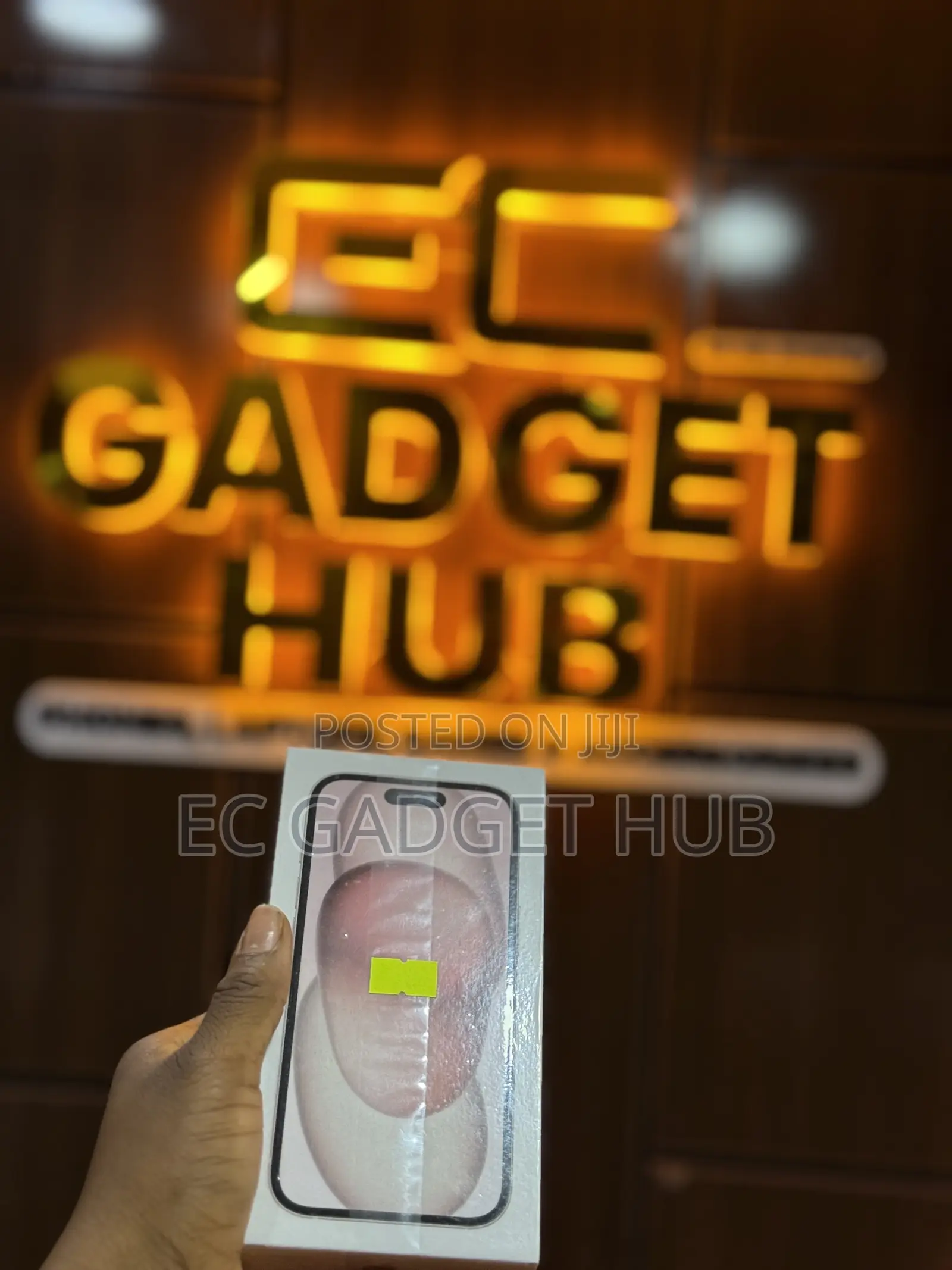 New Apple iPhone 15 256 GB Pink