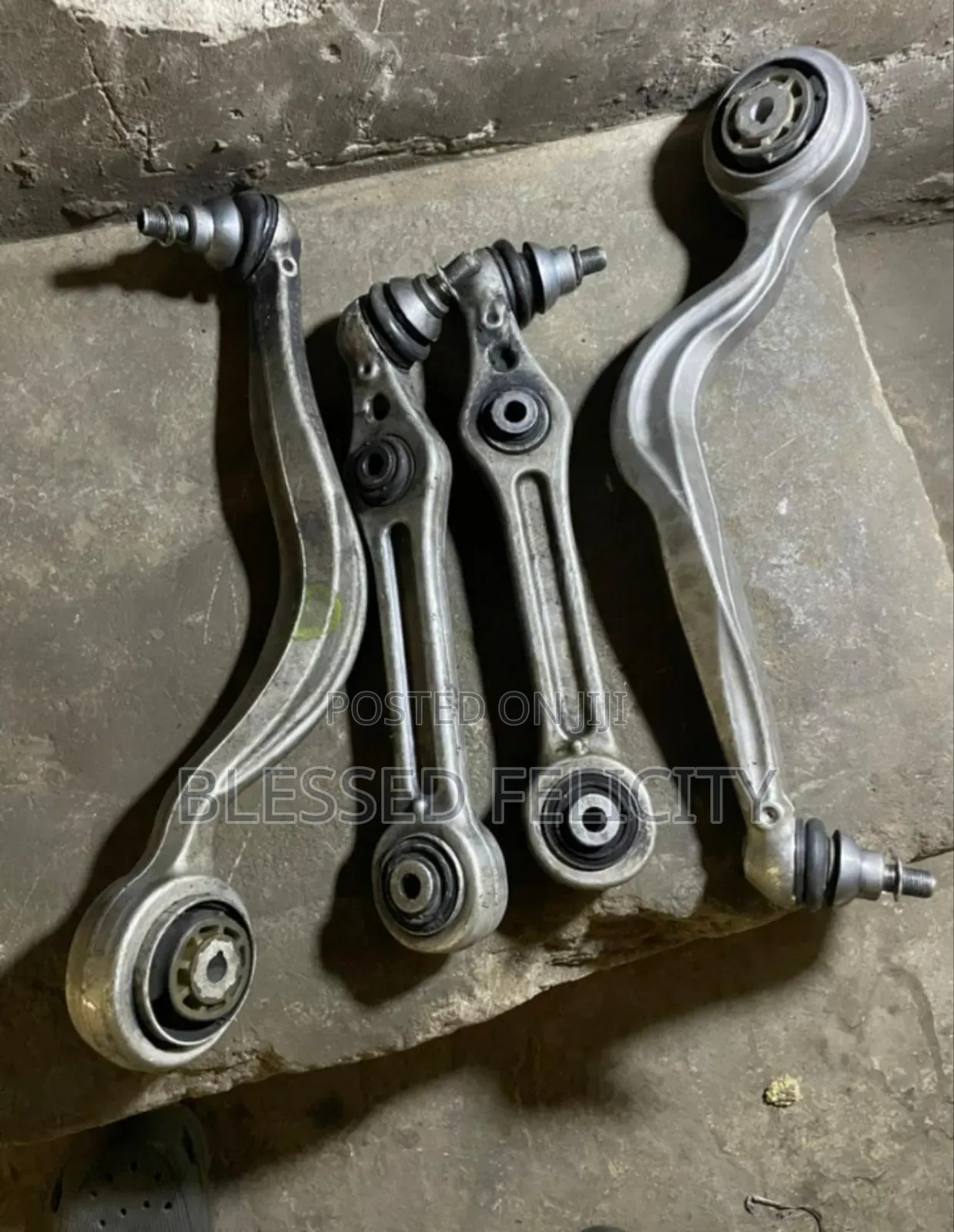Lower Mercedes Benz 213