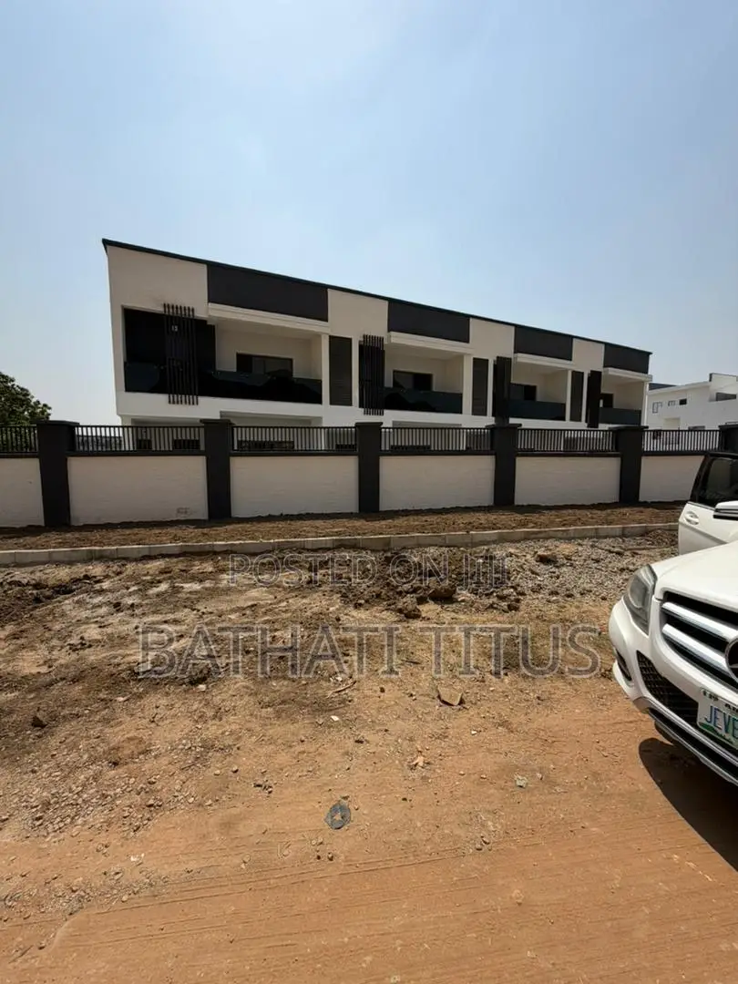 3bdrm Duplex in Life Camp for sale