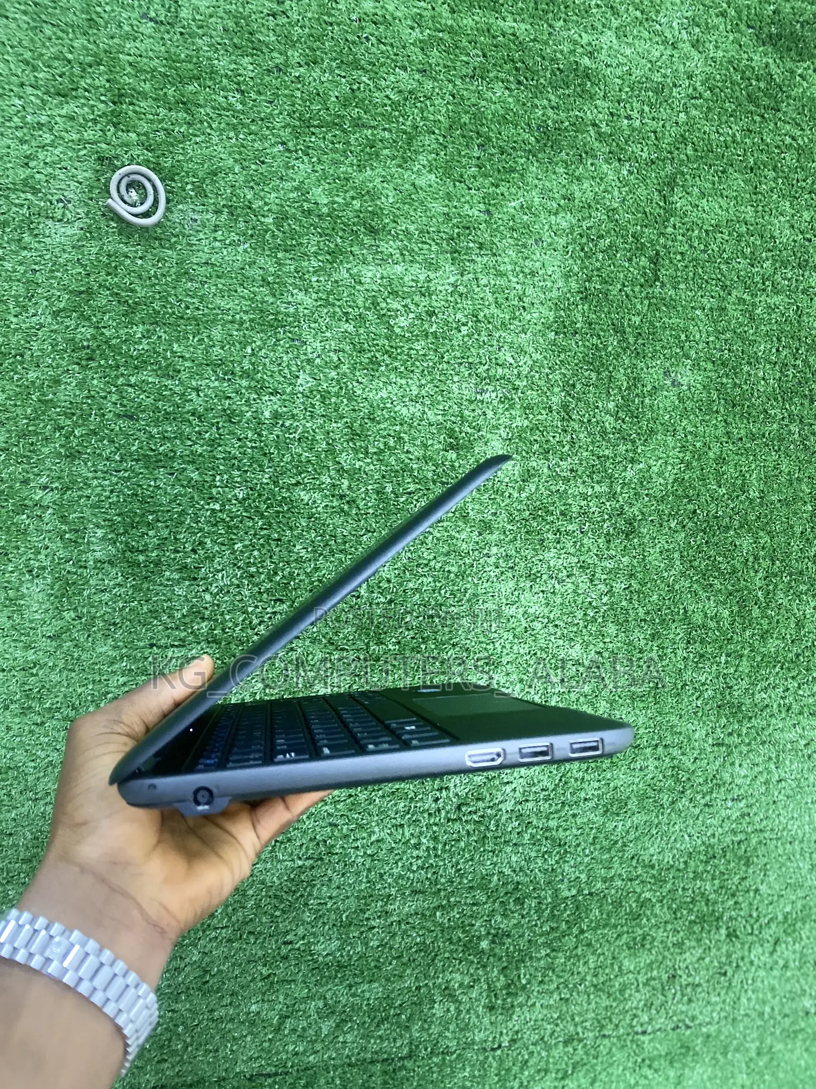 Laptop Dell Latitude 3180 4GB Intel Pentium SSD 128GB