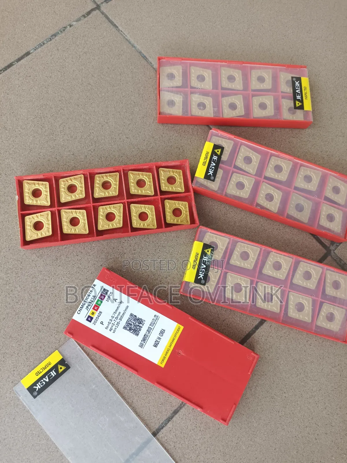 Cnmg190616 Tungsten Carbide Cutting Insert Gold