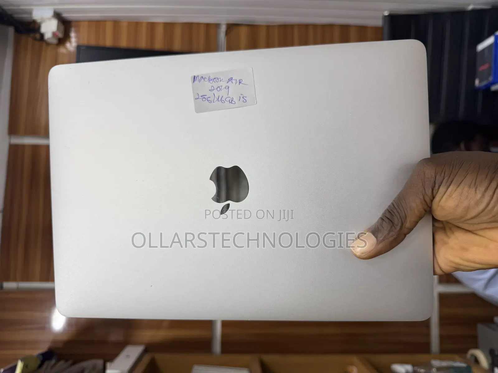 Laptop Apple MacBook Pro 2019 16GB Intel Core i5 SSD 256GB