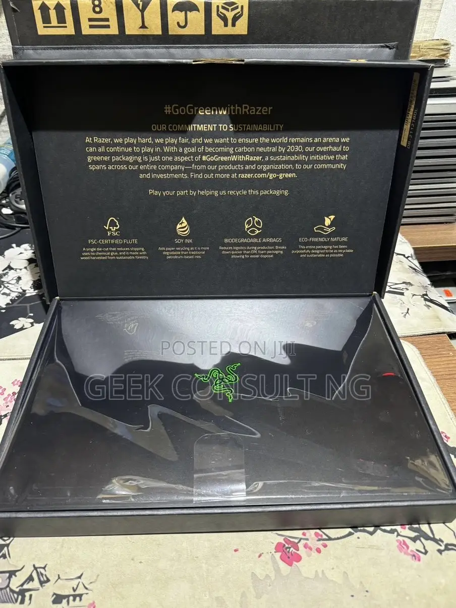 New Laptop Razer Blade 16GB Intel Core i9 SSD 1T