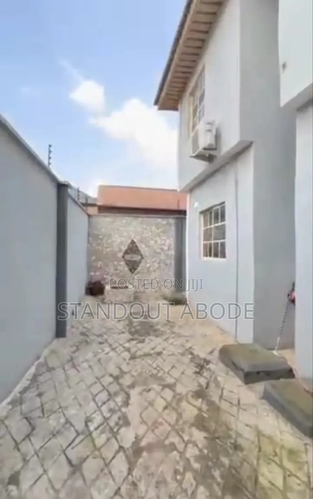 5bdrm Duplex in Off Agbe Road, Abule Egba for sale