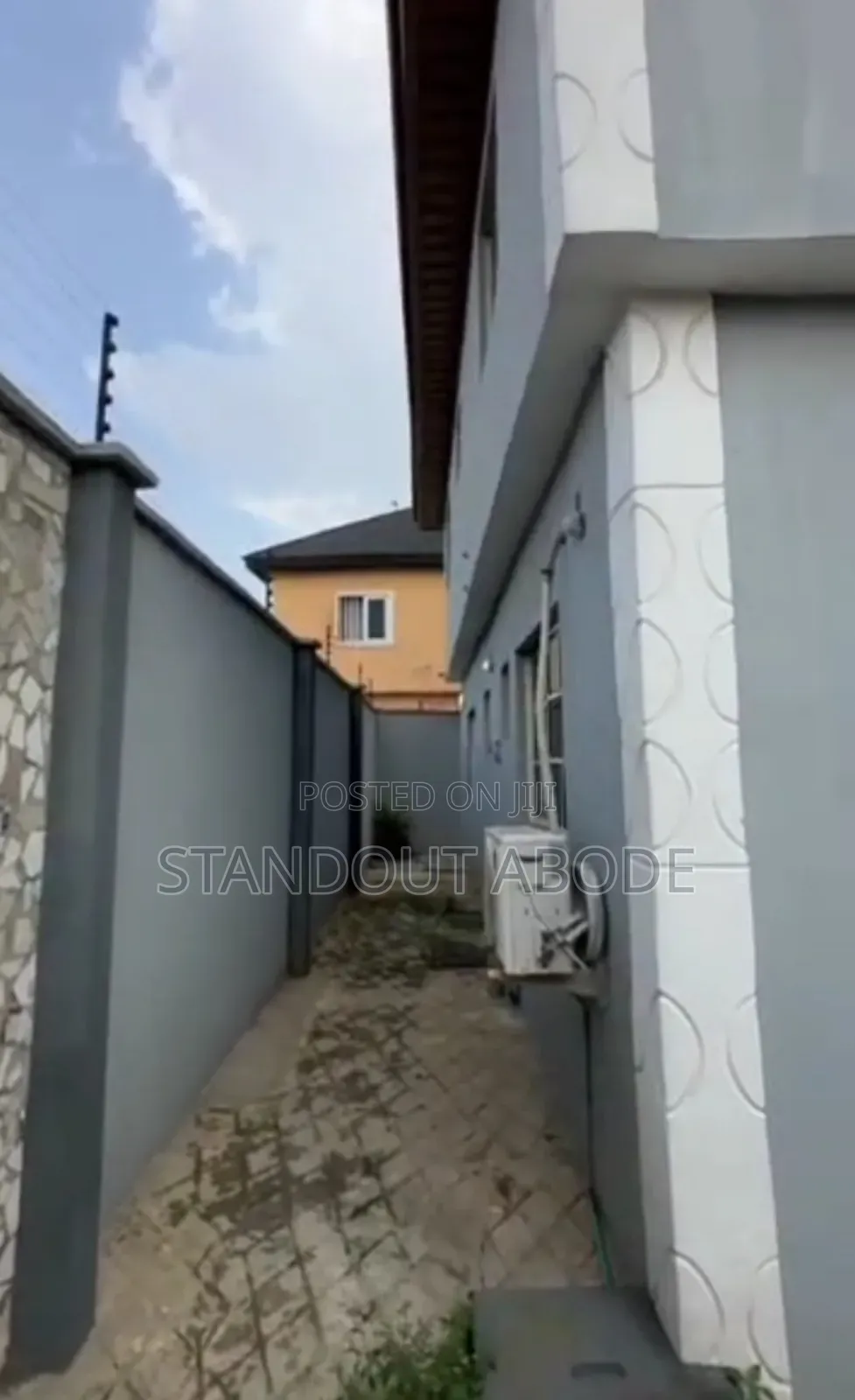 5bdrm Duplex in Off Agbe Road, Abule Egba for sale