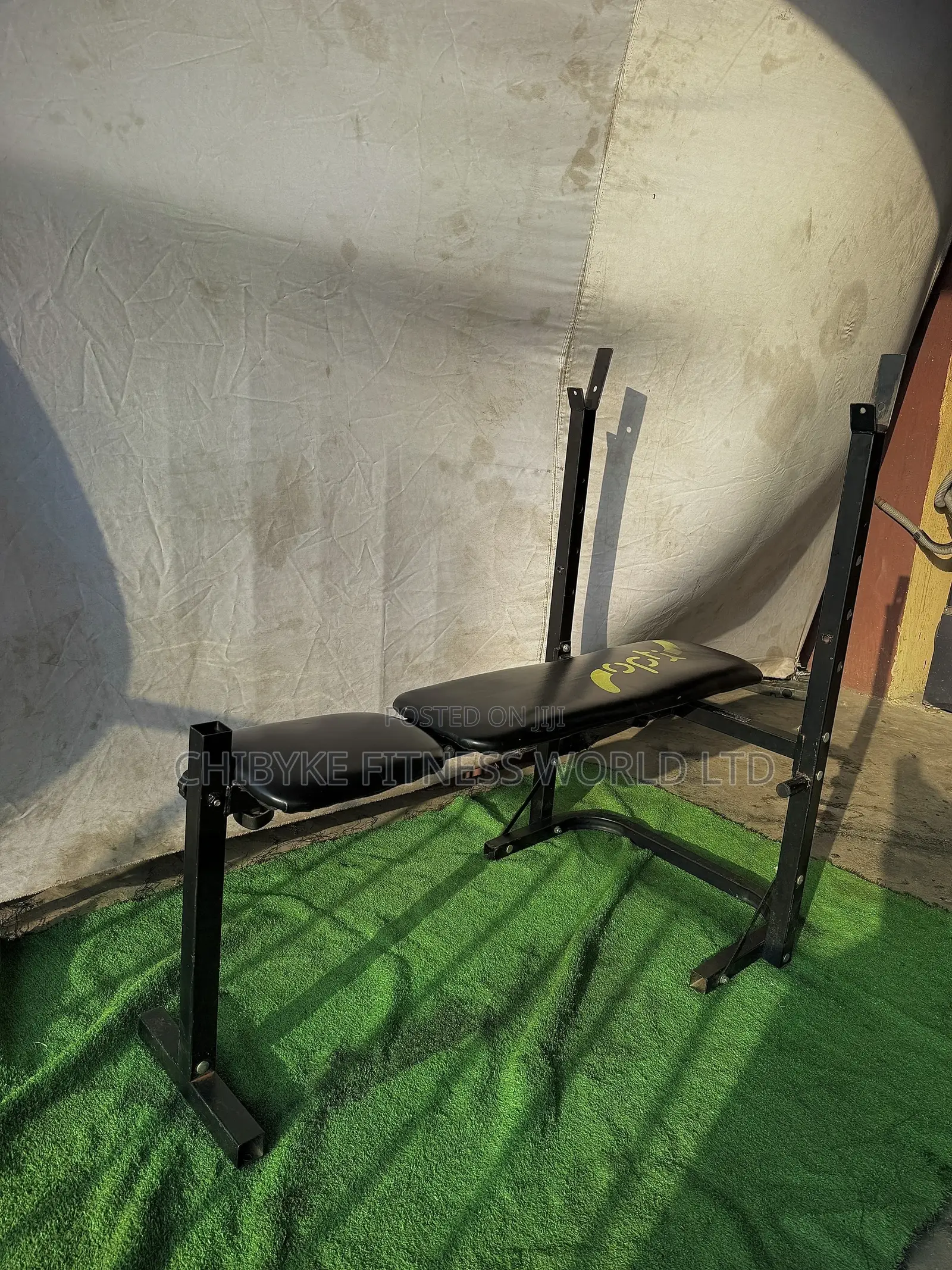 Weight Bench