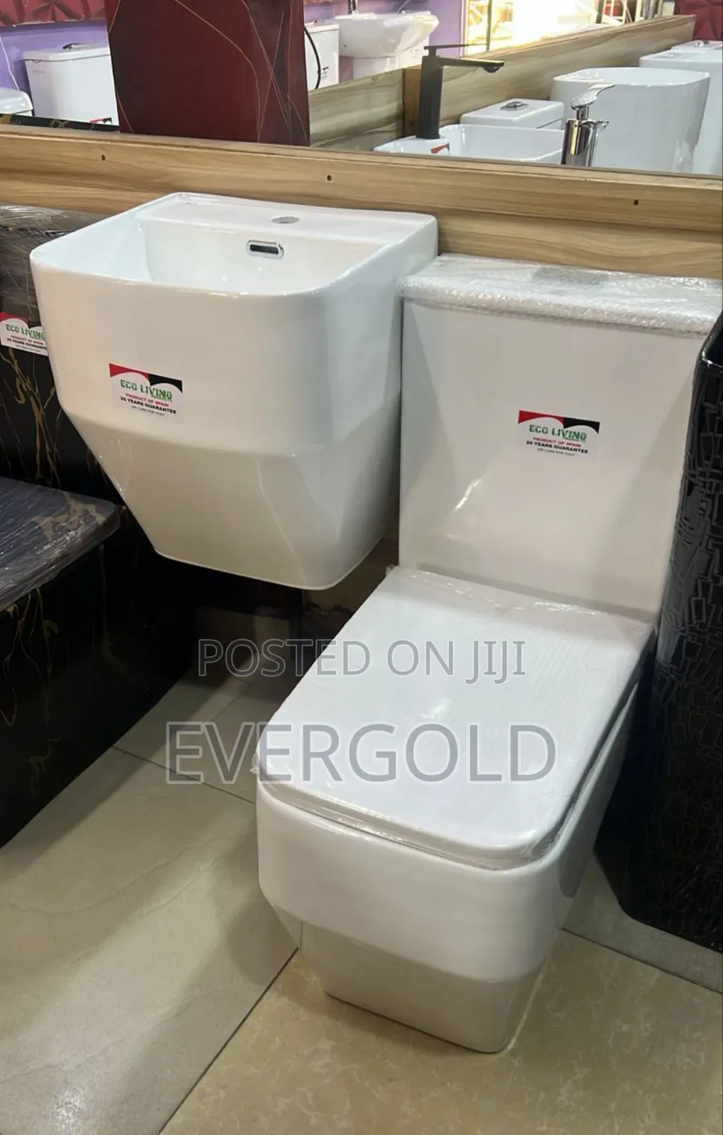 Executive Water Closet With Wall Hung Basin Available