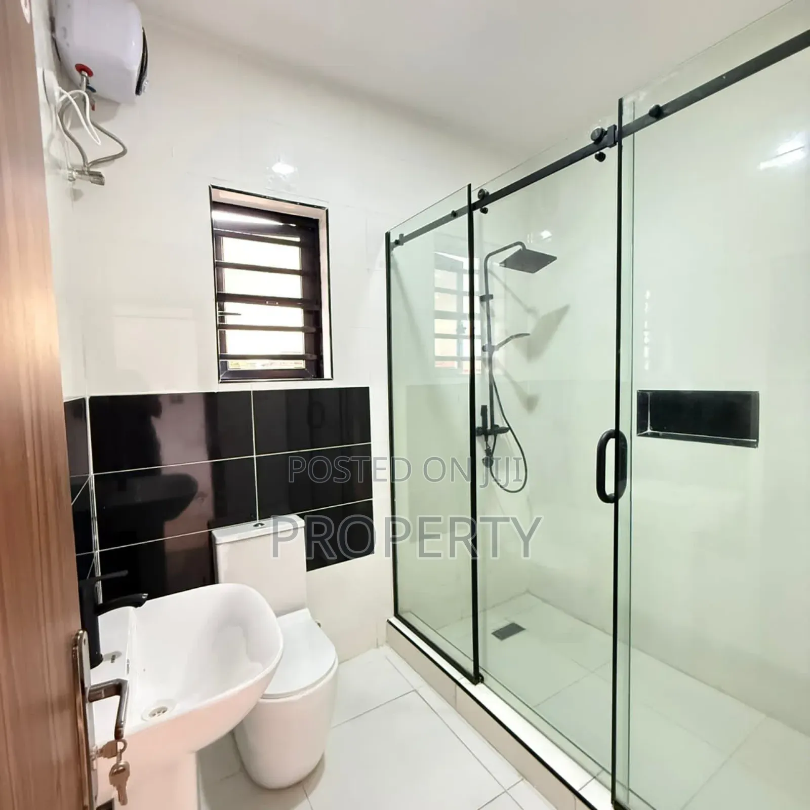 4bdrm Duplex in Ajah for sale