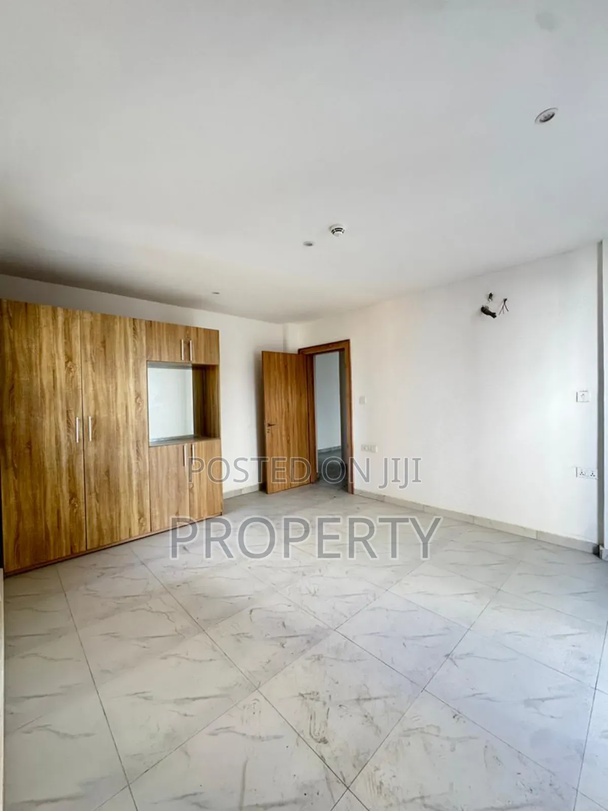 Furnished 2bdrm Apartment in Ikate for sale