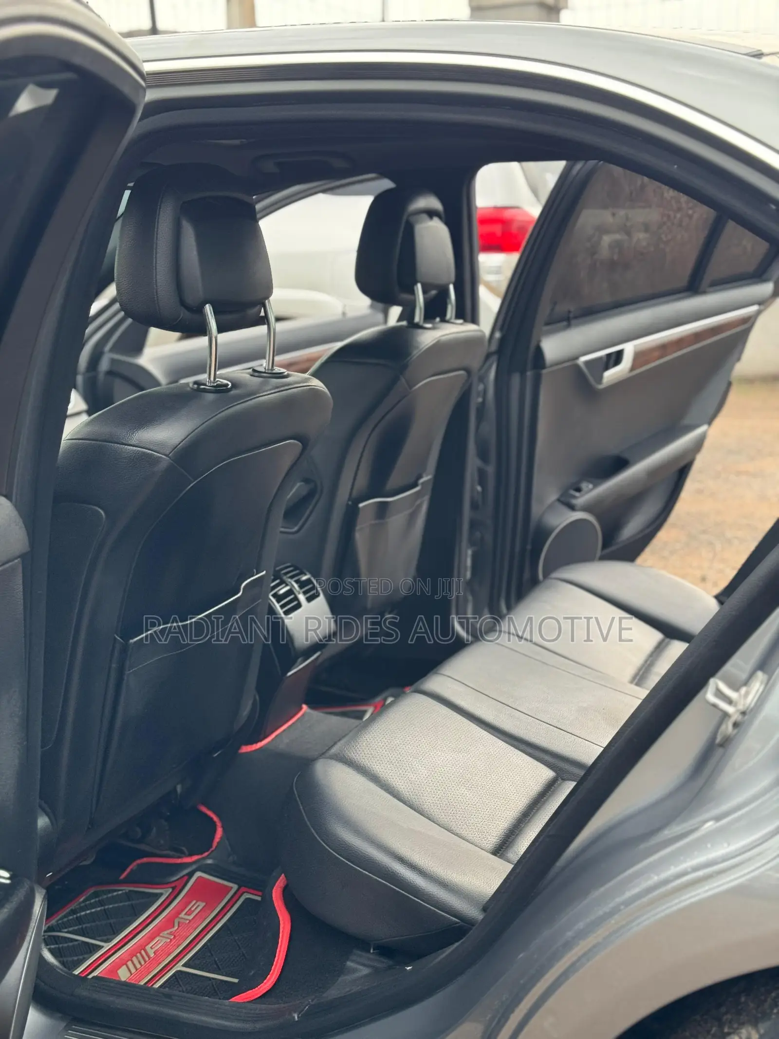 Mercedes-Benz C300 Sport 4Matic Sedan AWD (3.5L 6cyl 7A) 2013 Gray