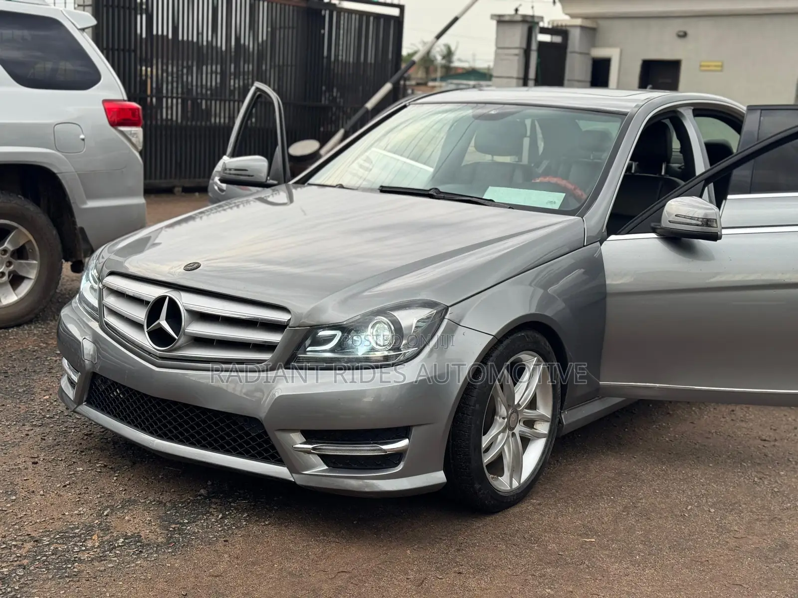 Mercedes-Benz C300 Sport 4Matic Sedan AWD (3.5L 6cyl 7A) 2013 Gray