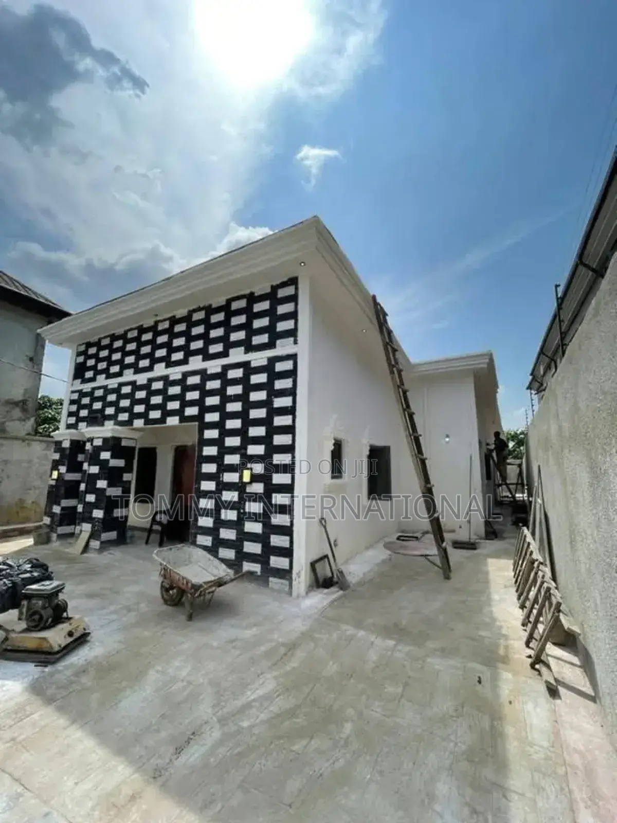 4bdrm Bungalow in Unity Estate, Port-Harcourt for sale