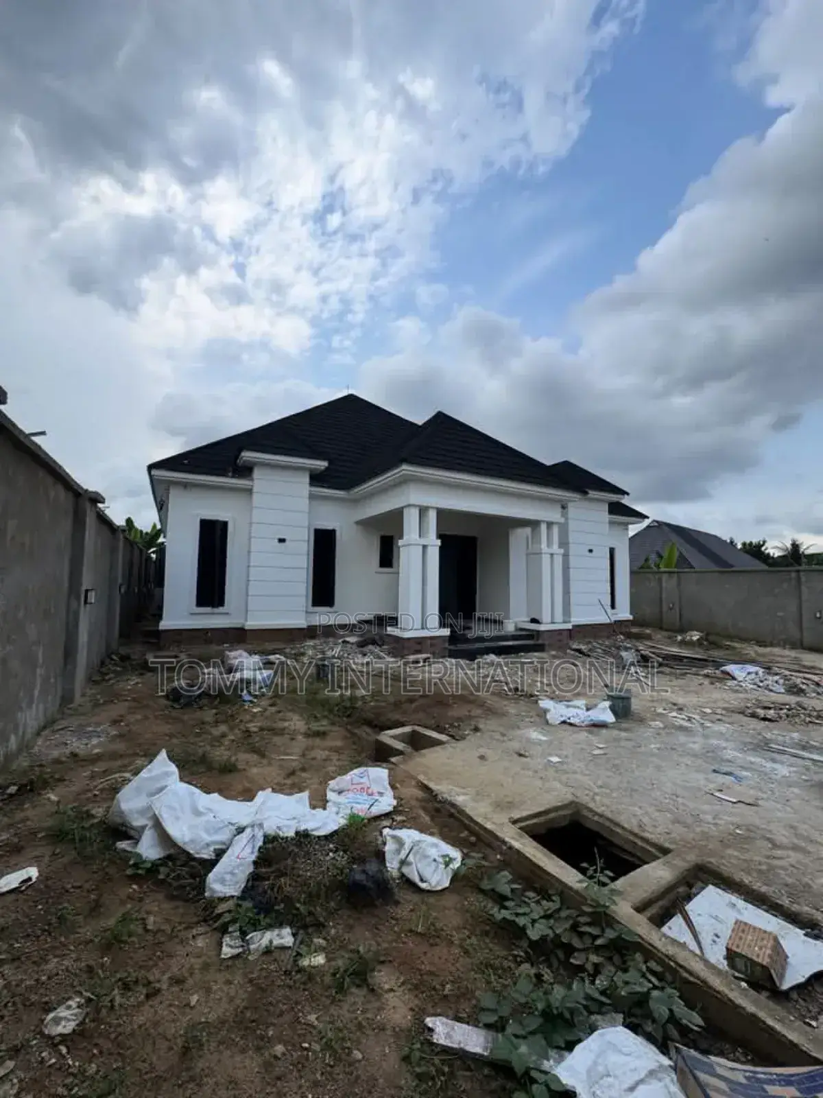 4bdrm Bungalow in Port-Harcourt for sale
