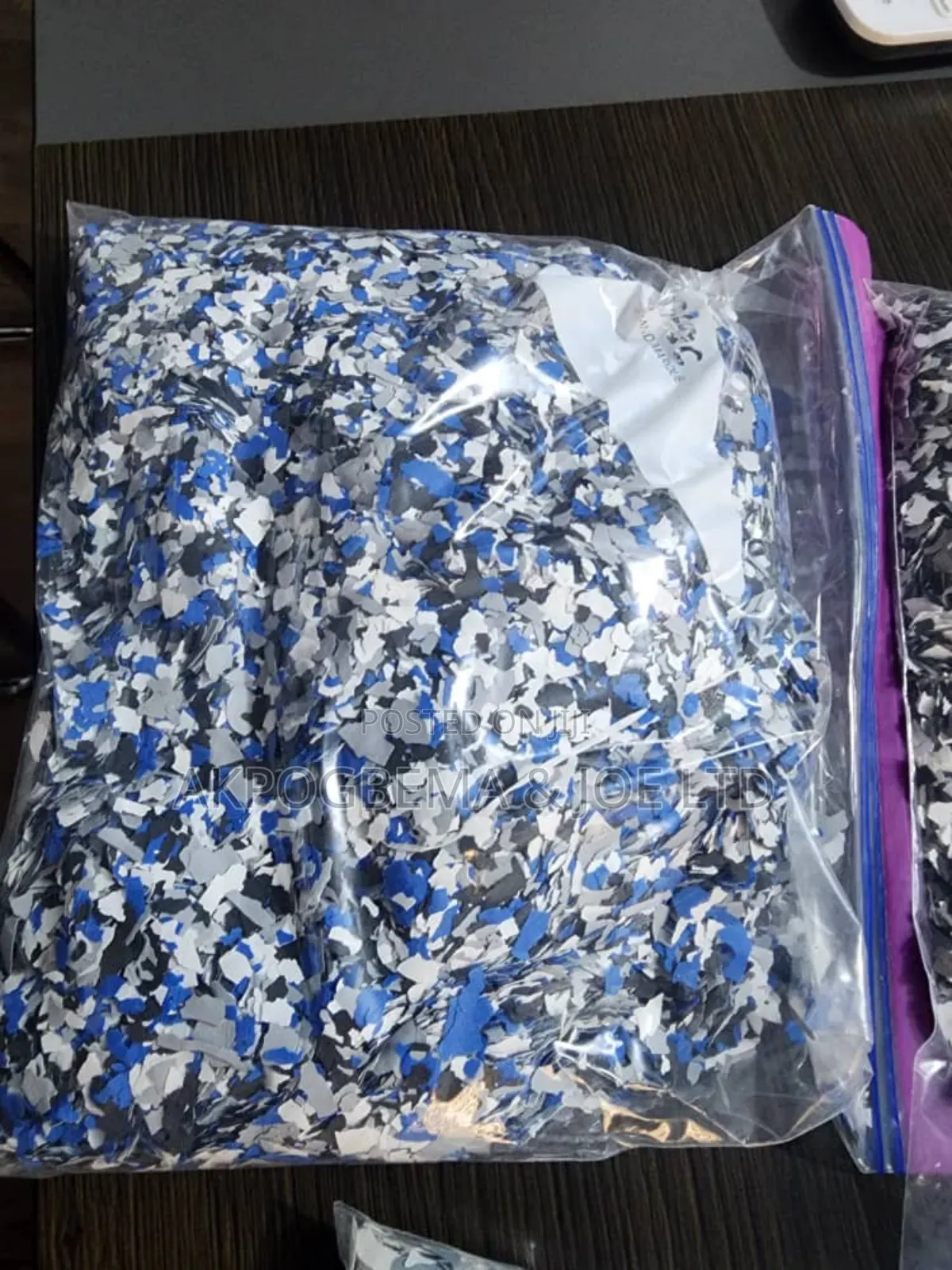 Epoxy Resin and Resin Flakes