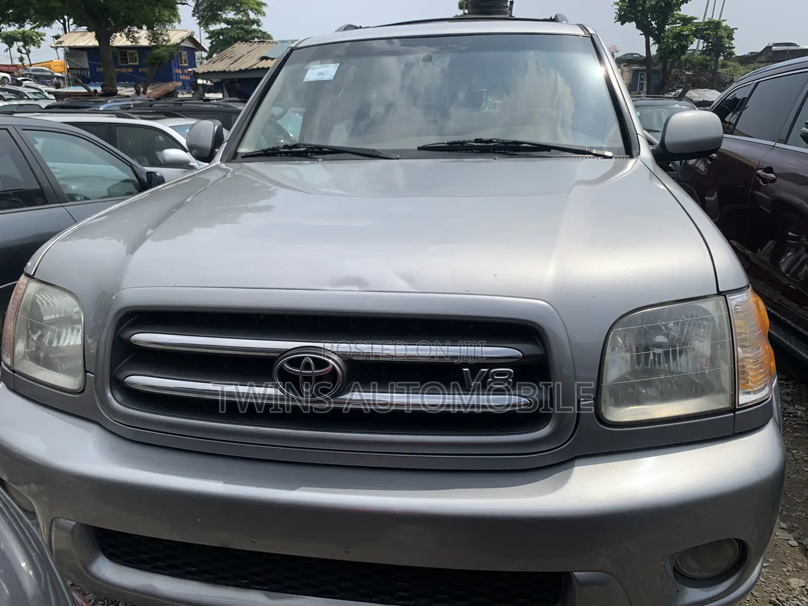 Toyota Sequoia Limited 4dr SUV 4WD (4.7L 8cyl 5A) 2005 Silver
