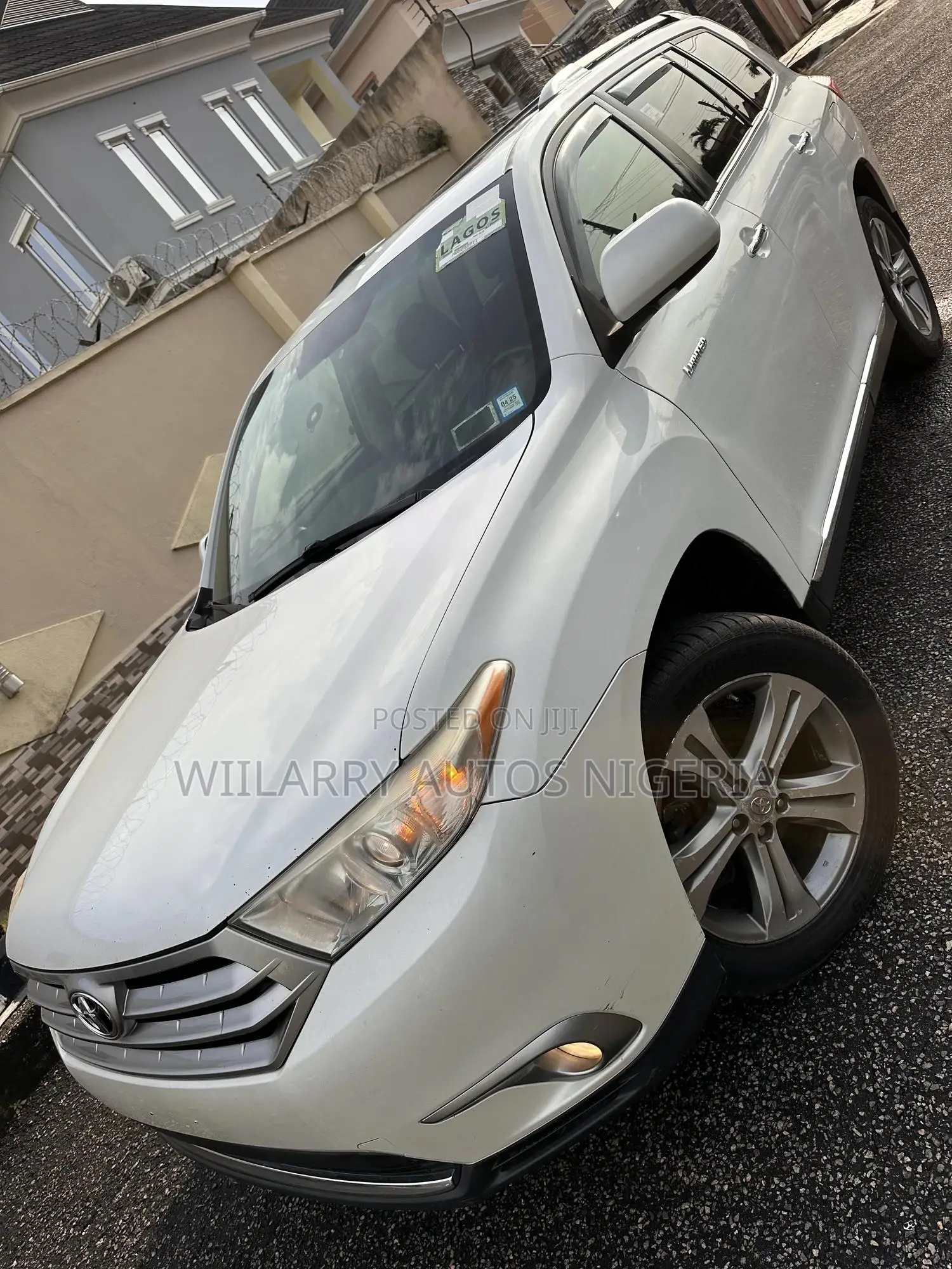 Toyota Highlander Limited 2011 White