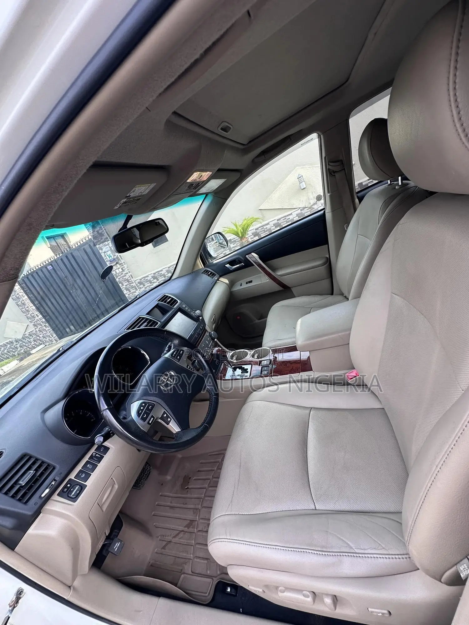 Toyota Highlander Limited 2011 White