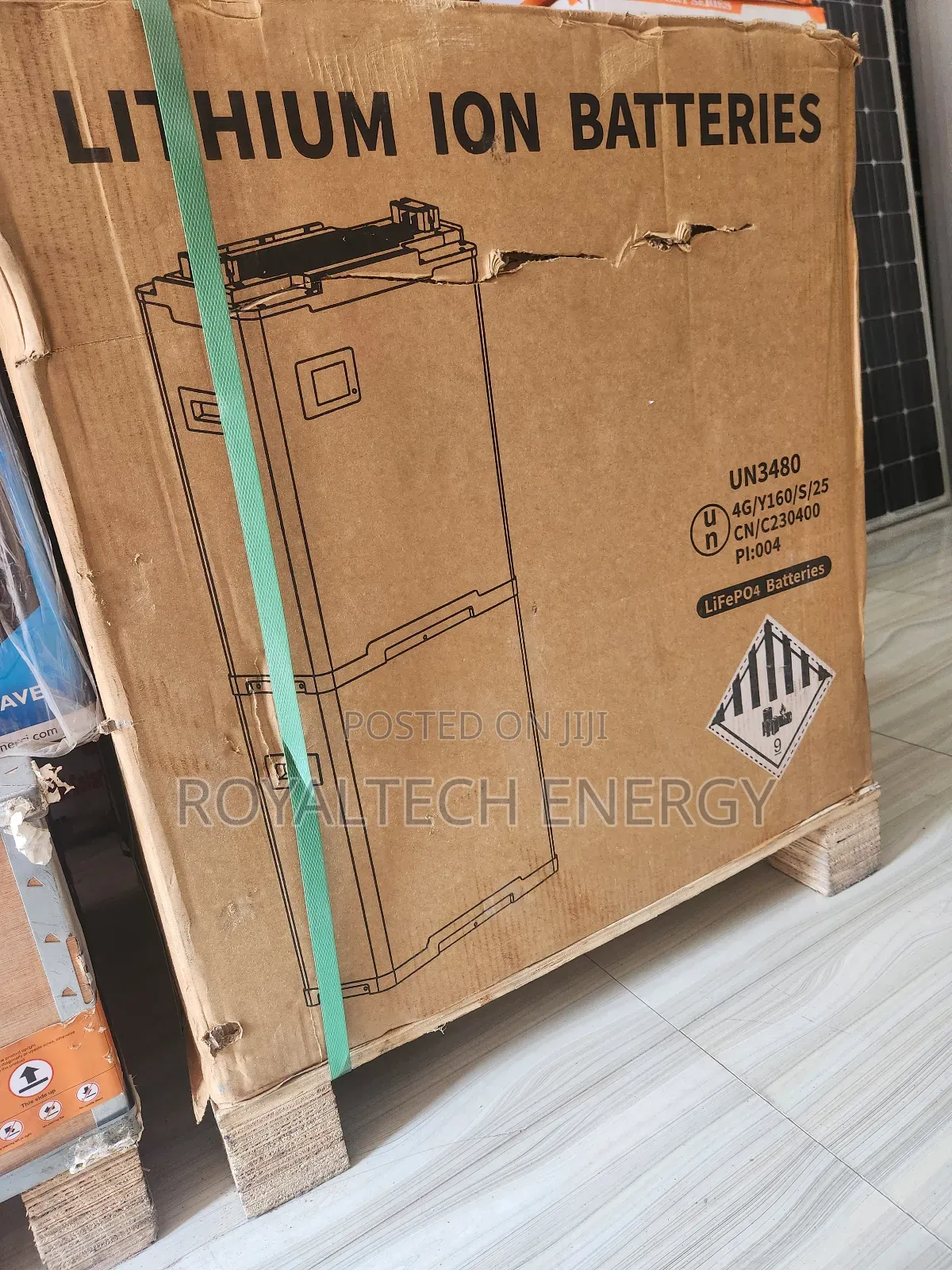 Blue Carbon Icon Lithium Solar Battery 12.5kwh 51.2v