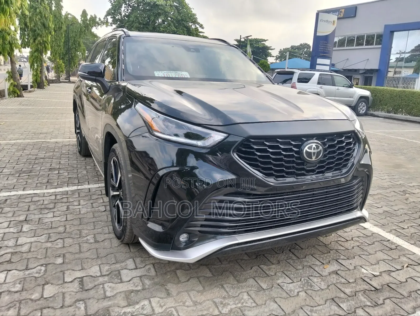 Toyota Highlander XSE 2022 Black