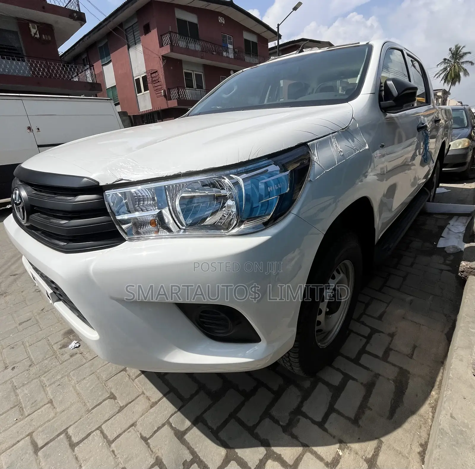 New Toyota Hilux 2024 White
