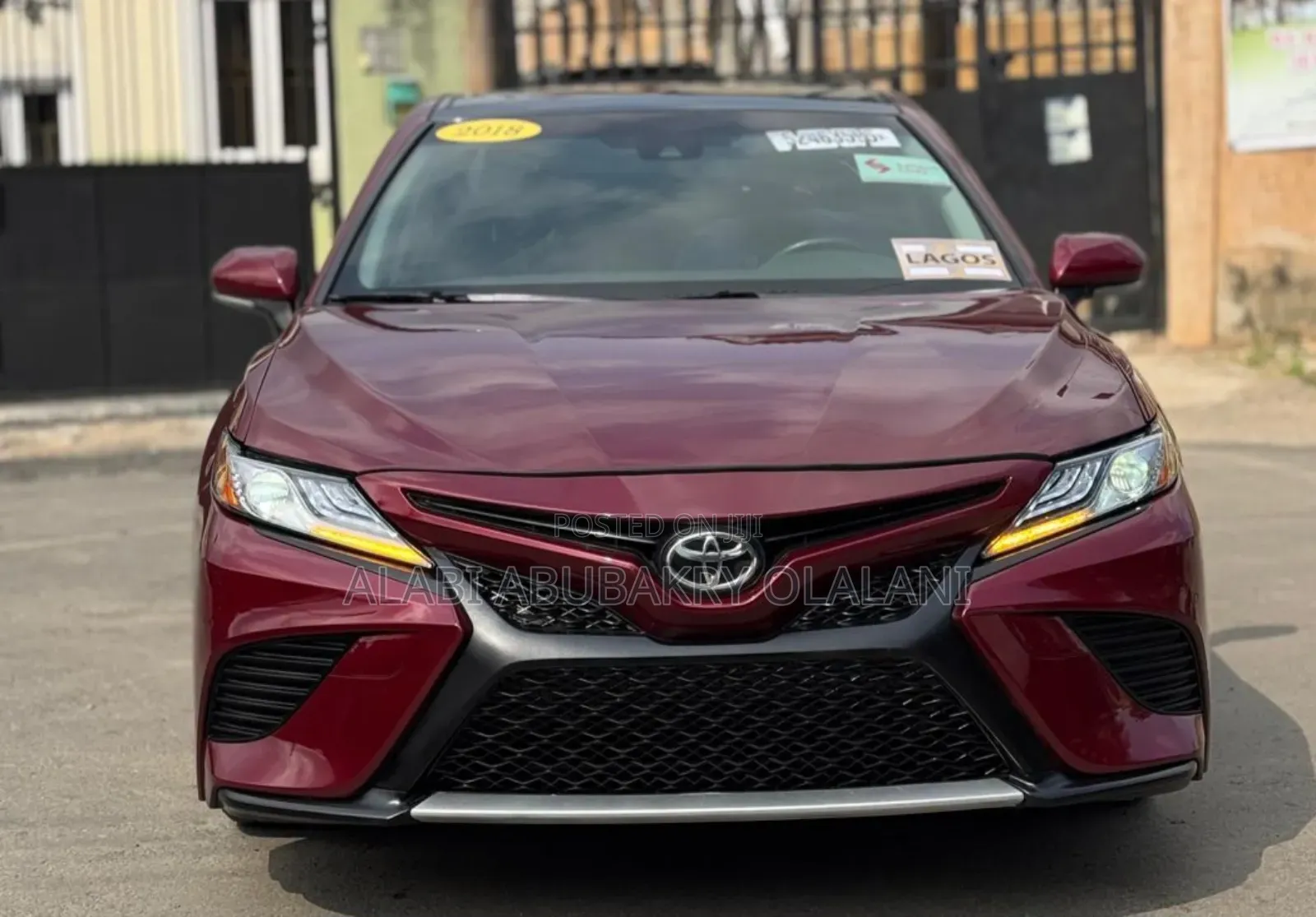 Toyota Camry 2018 Red