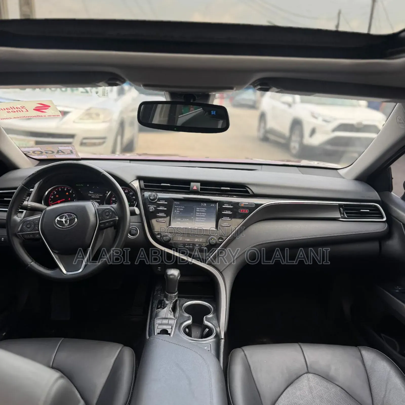 Toyota Camry 2018 Red