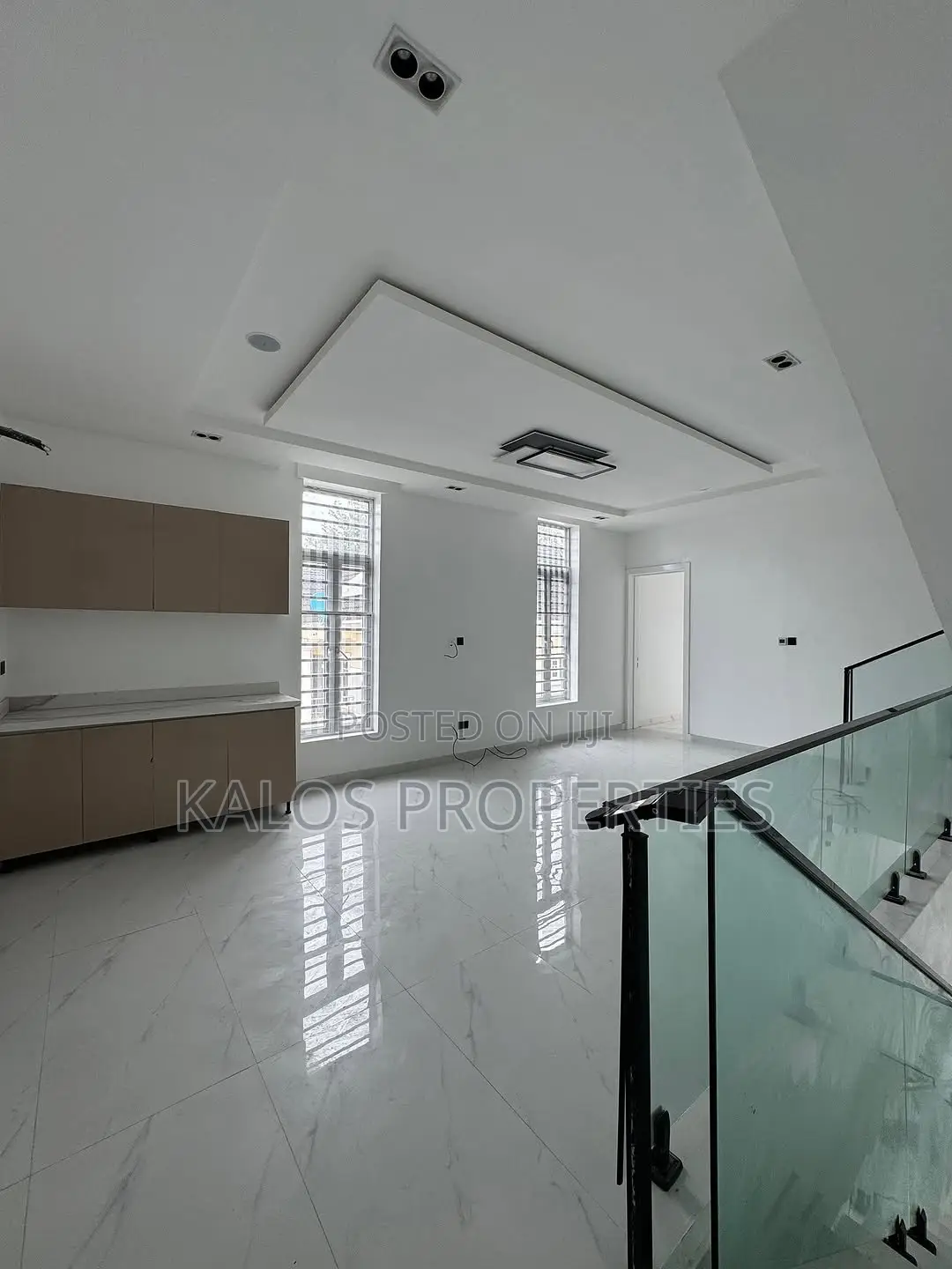 5bdrm Duplex in Mega Mound Housing, Ikota for sale
