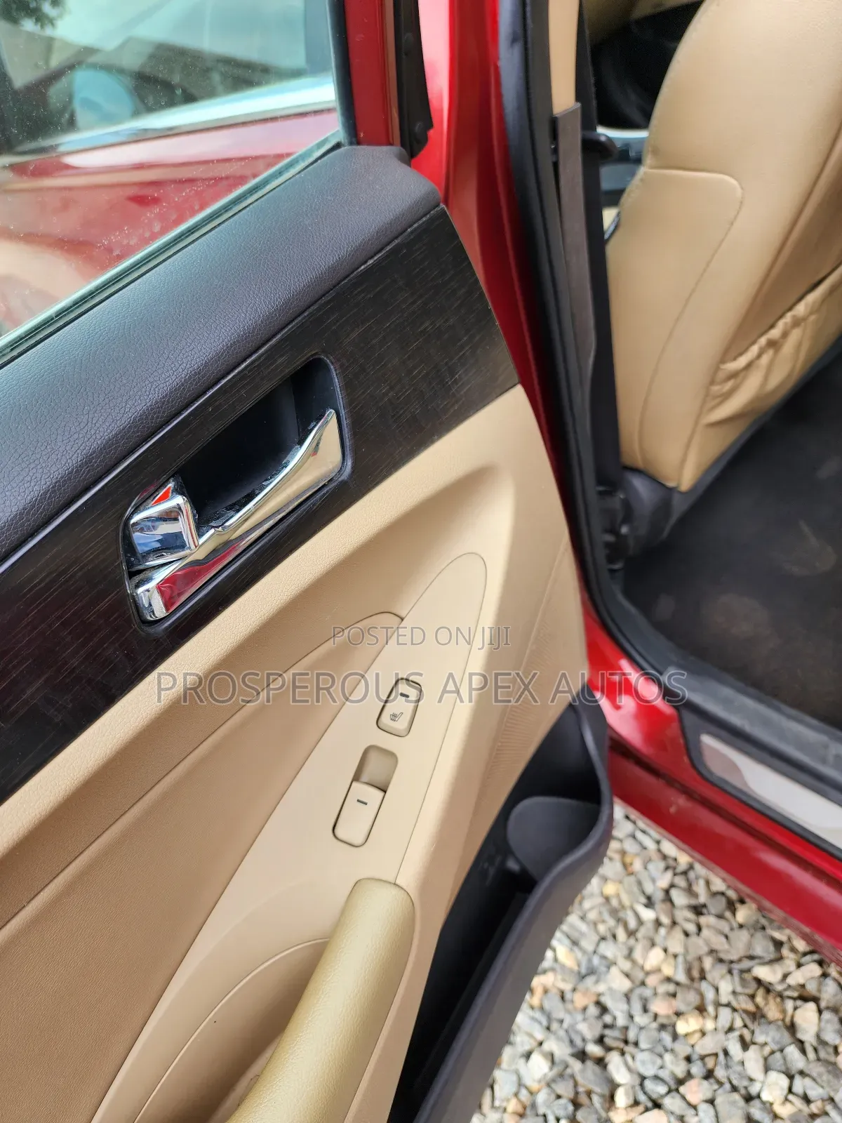 Hyundai Sonata Limited Sedan FWD (2.4L 4cyl 6A) 2012 Red