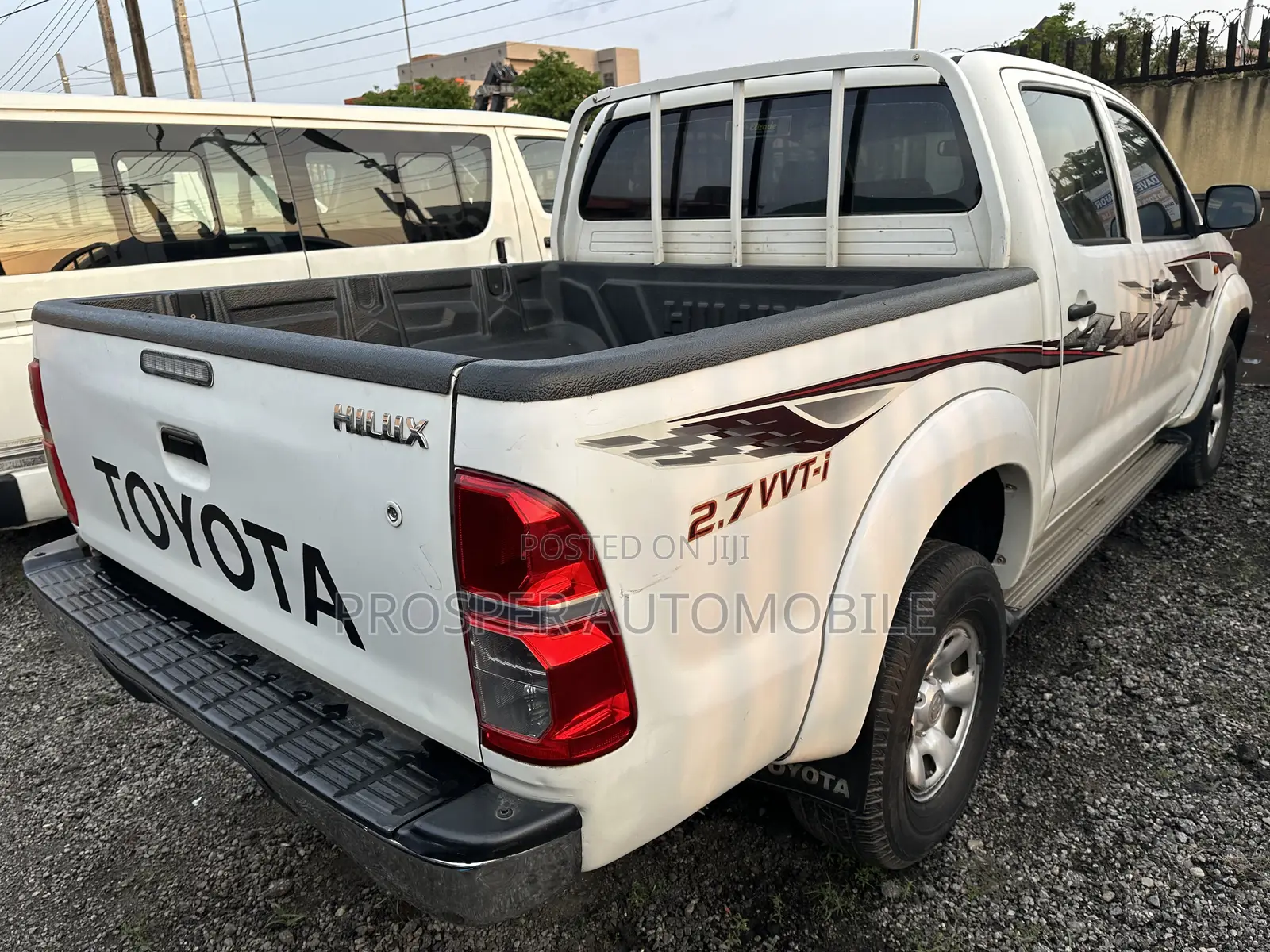 Toyota Hilux SR5 4x4 2015 White