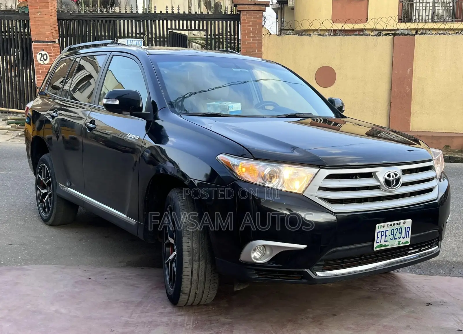 Toyota Highlander 2012 Black