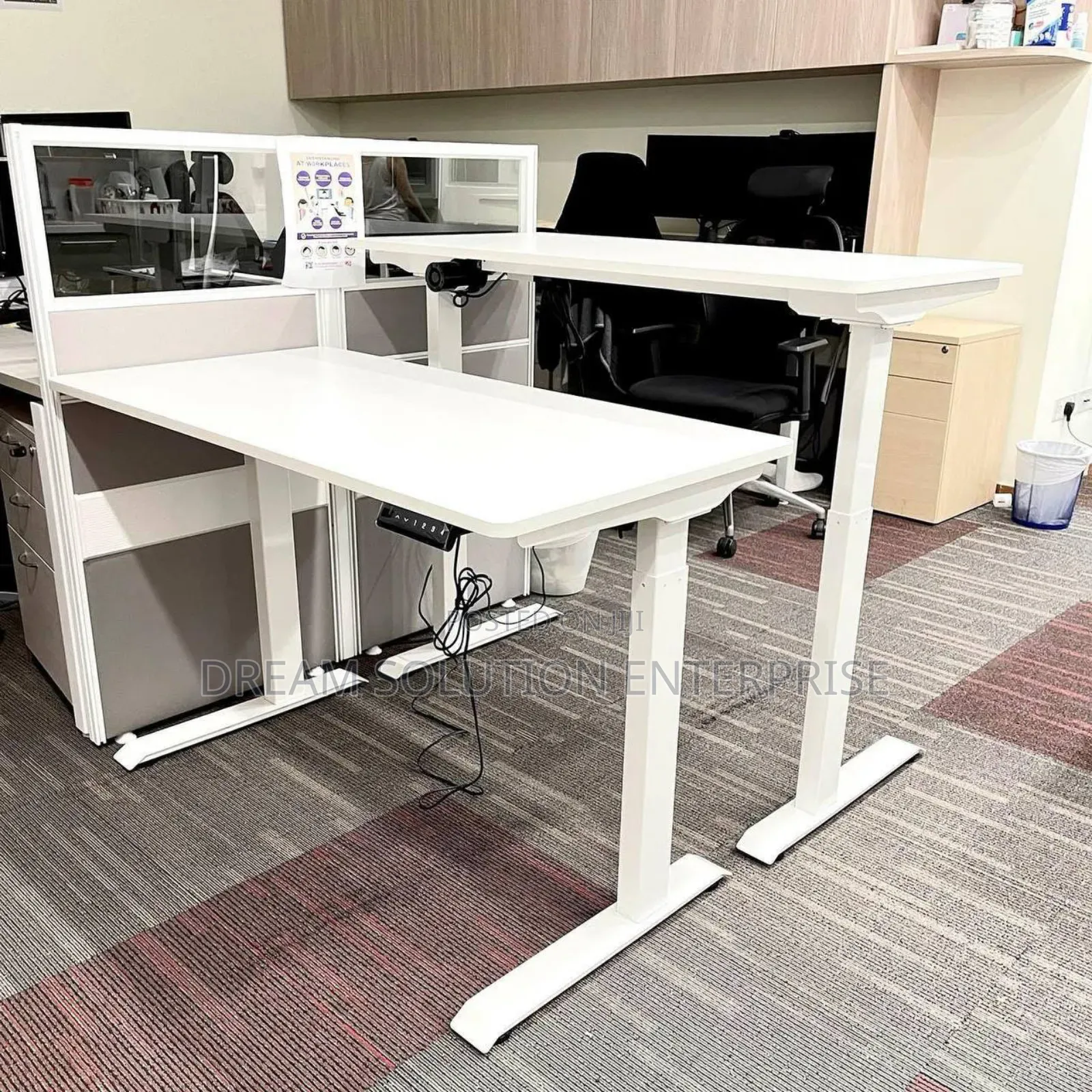 Quality Foreign Adjustable Gaming Table